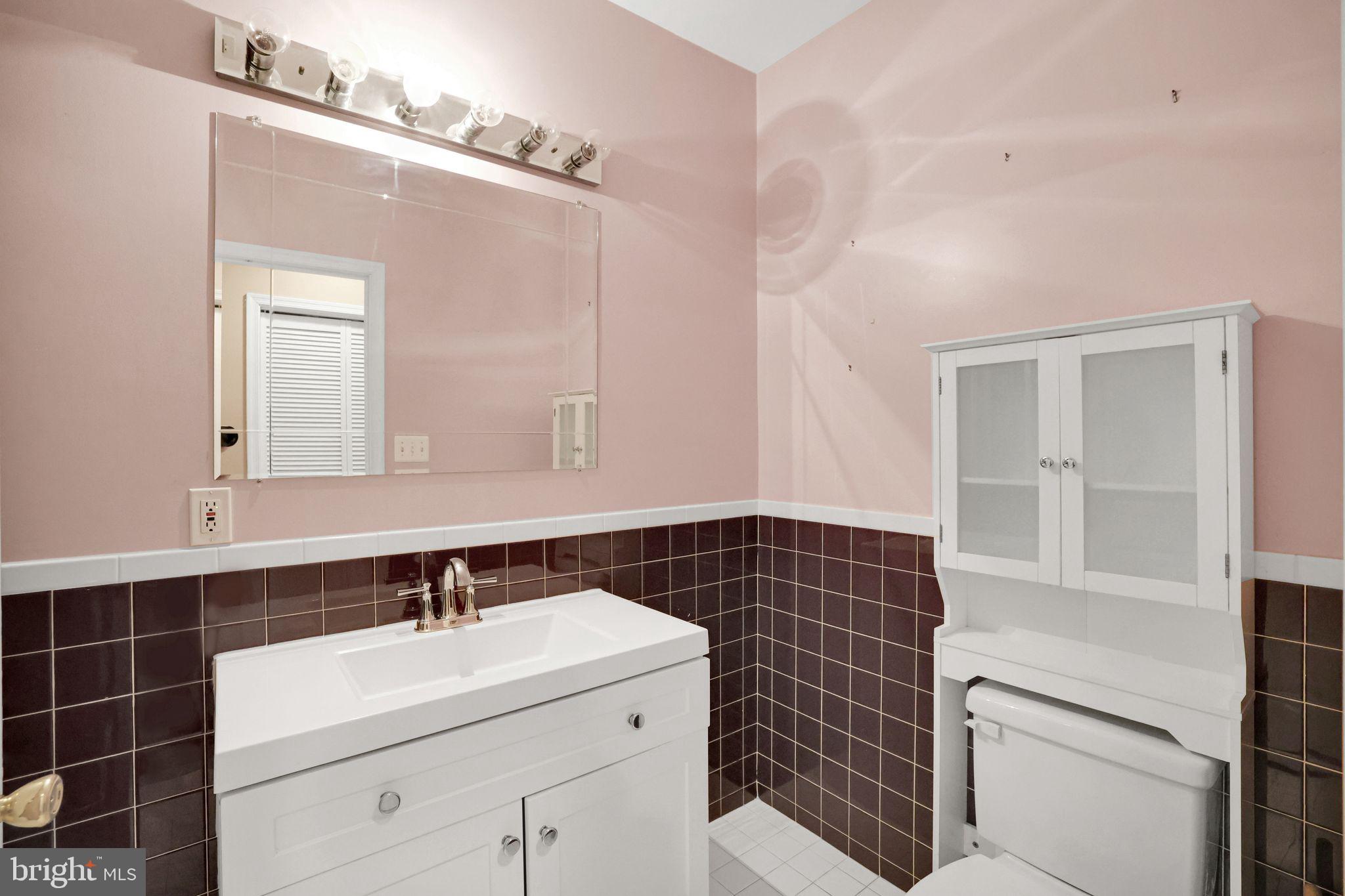 HALLOWELL - Residential