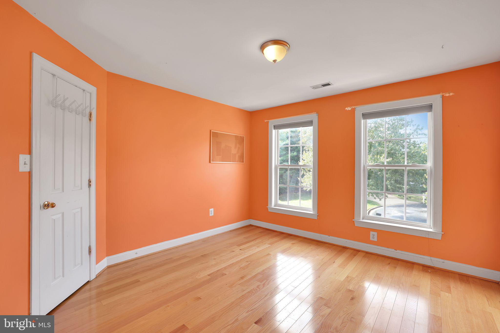 HALLOWELL - Residential