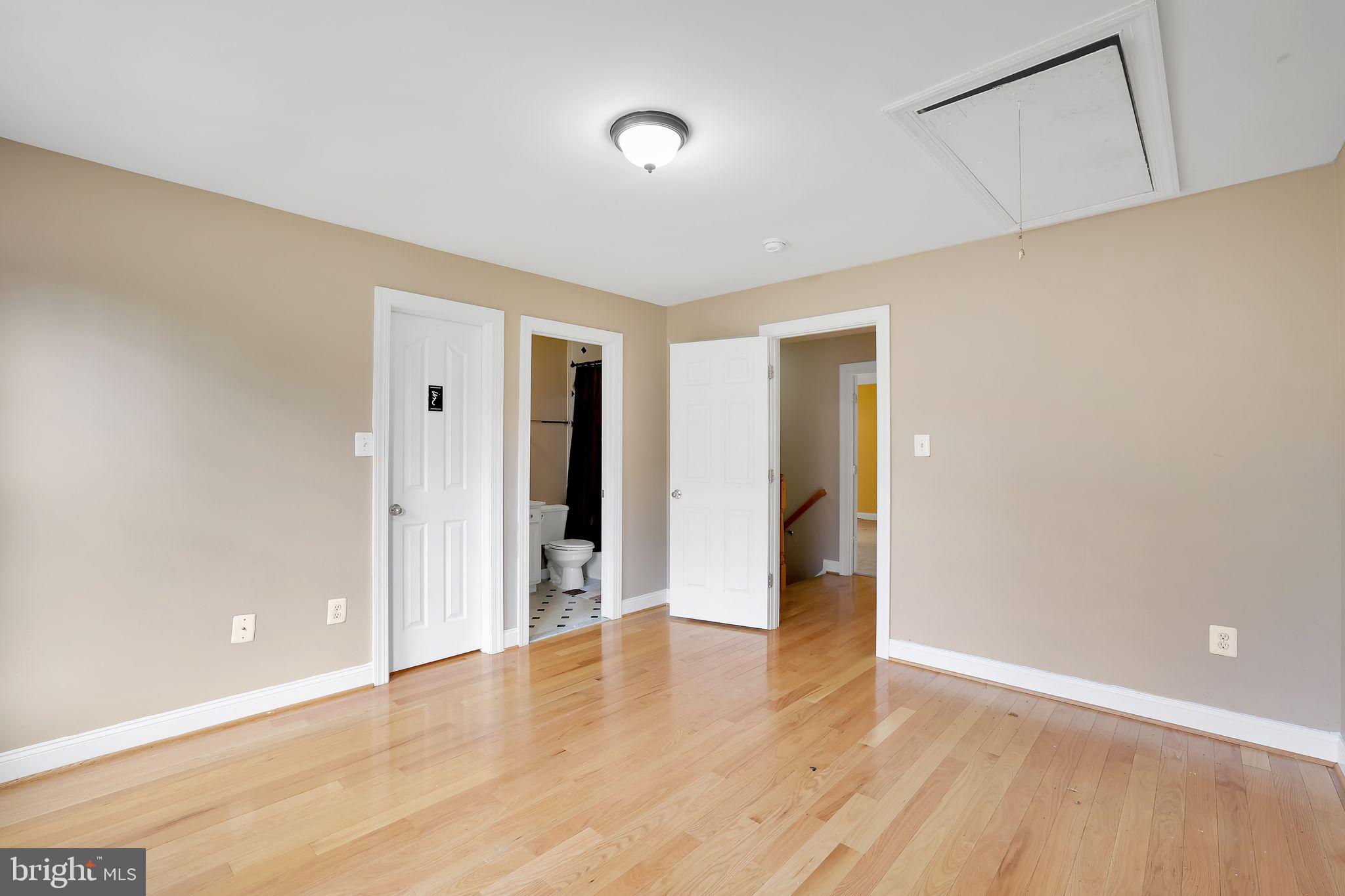 HALLOWELL - Residential