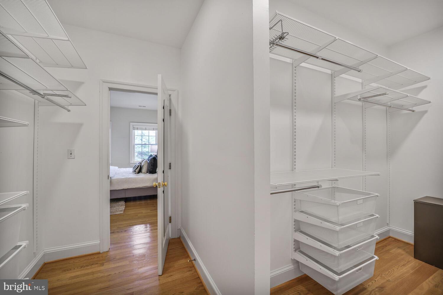 MAYFAIR OF MCLEAN - Residential Lease