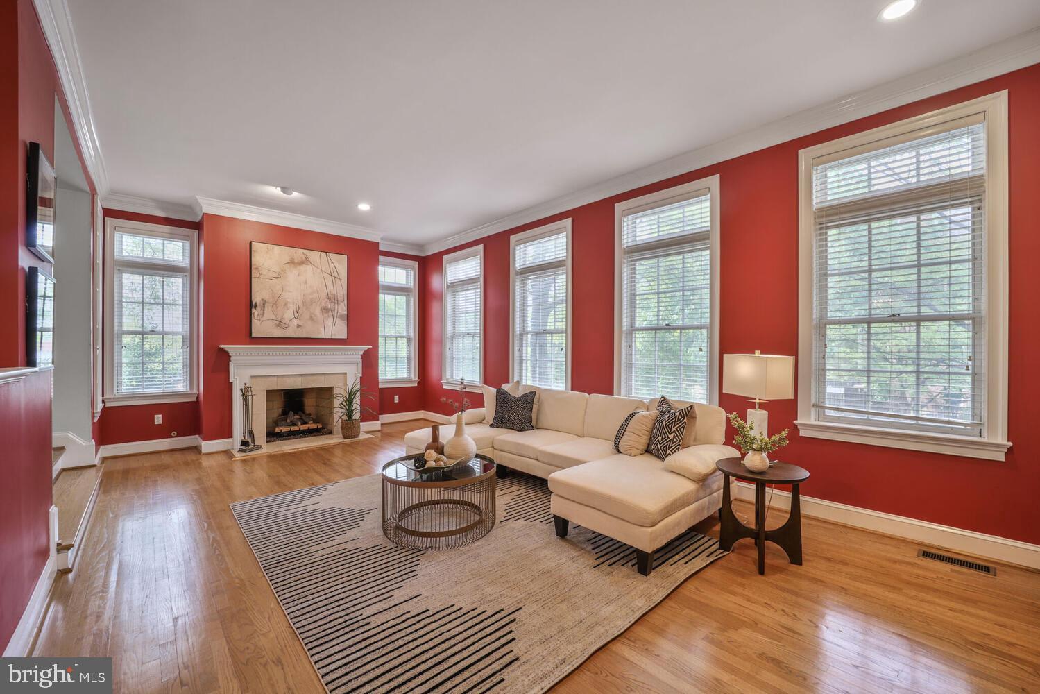 MAYFAIR OF MCLEAN - Residential Lease