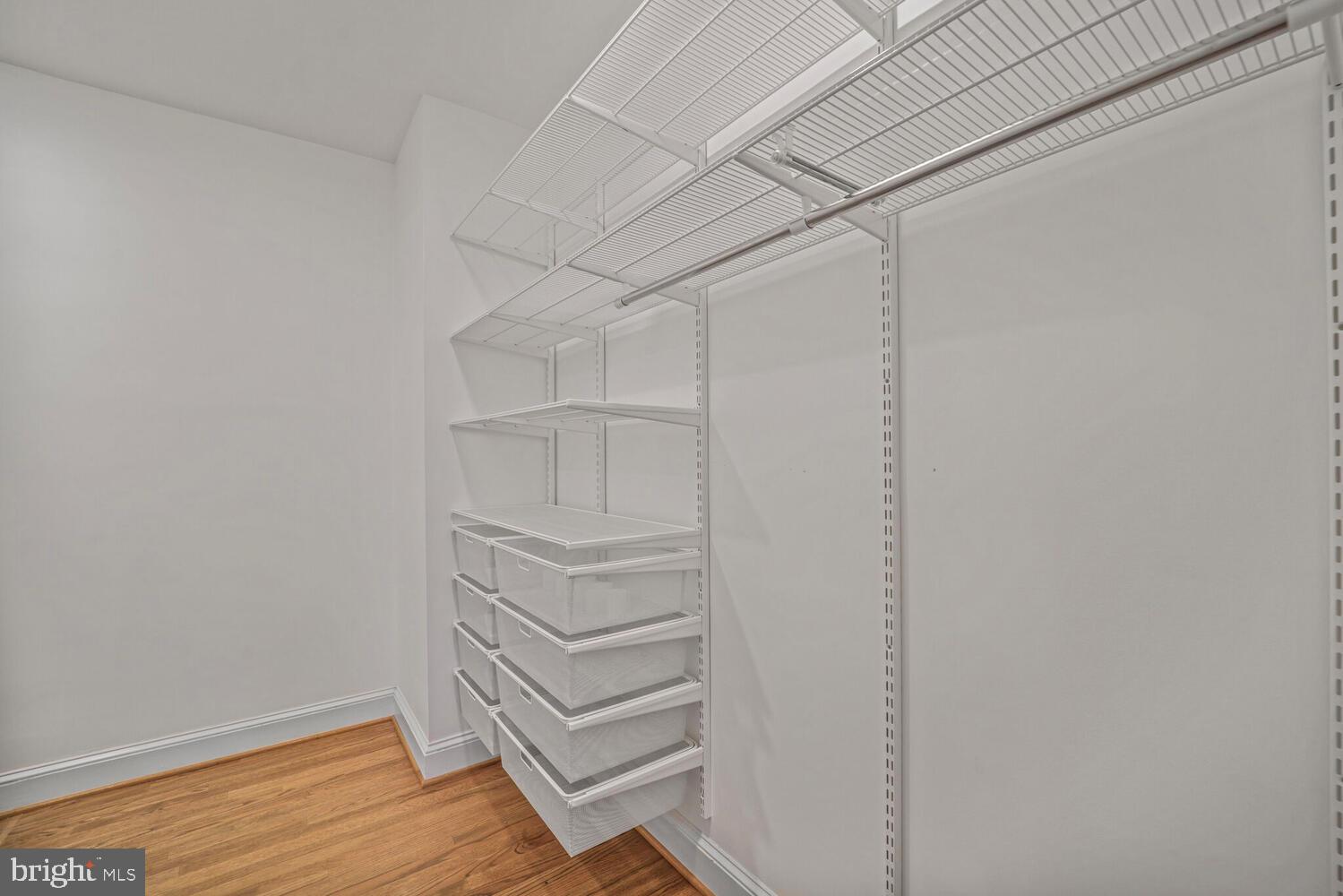 MAYFAIR OF MCLEAN - Residential Lease