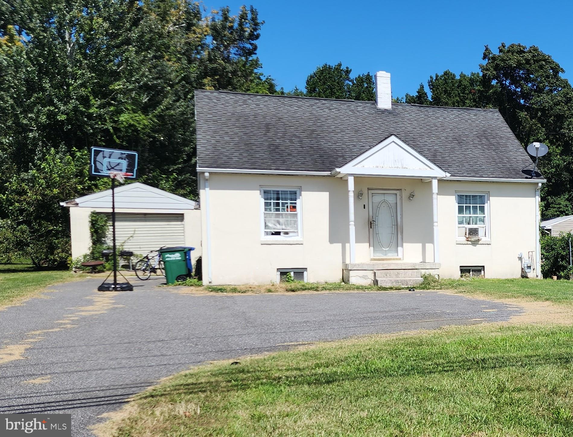 ABERDEEN HILLS - Residential