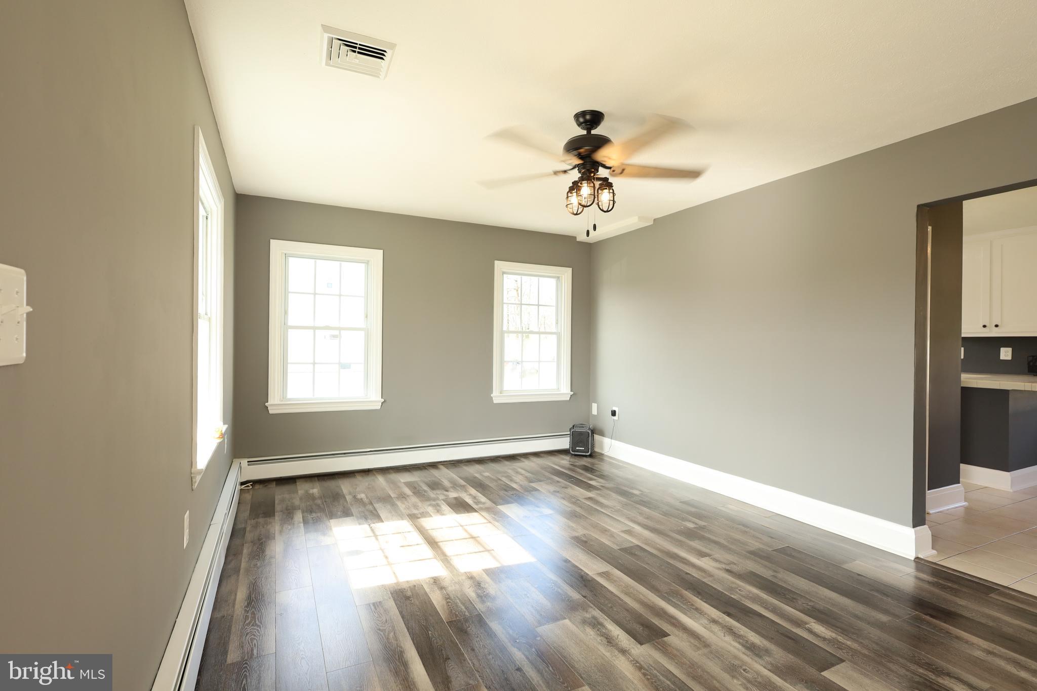 ABERDEEN HILLS - Residential