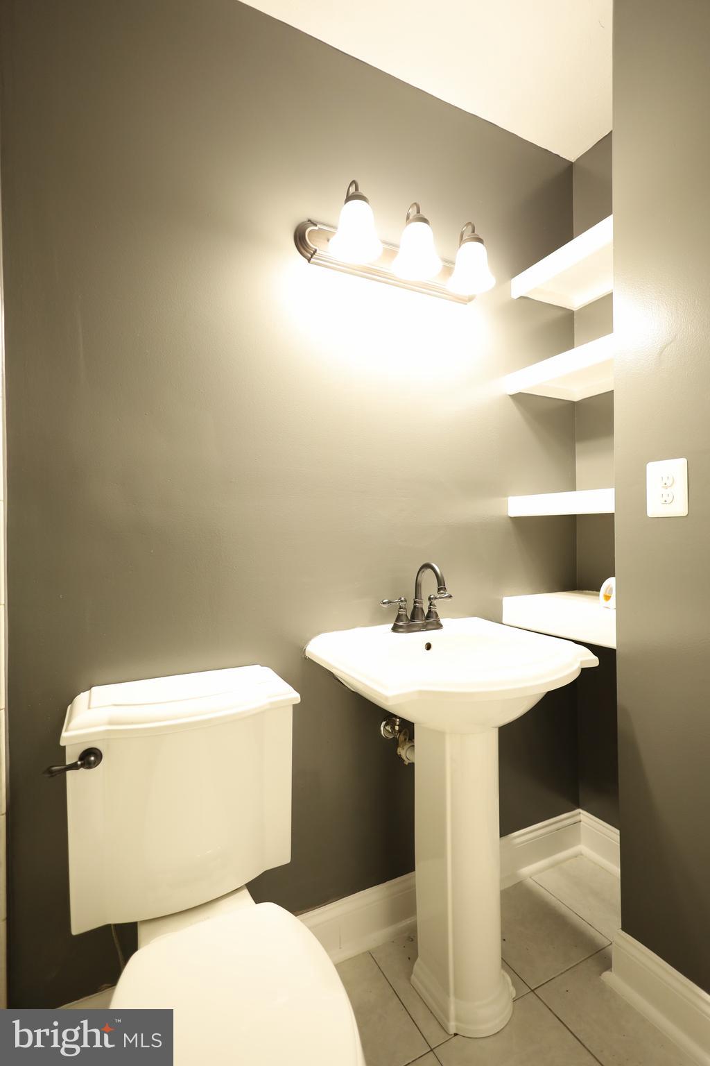 ABERDEEN HILLS - Residential