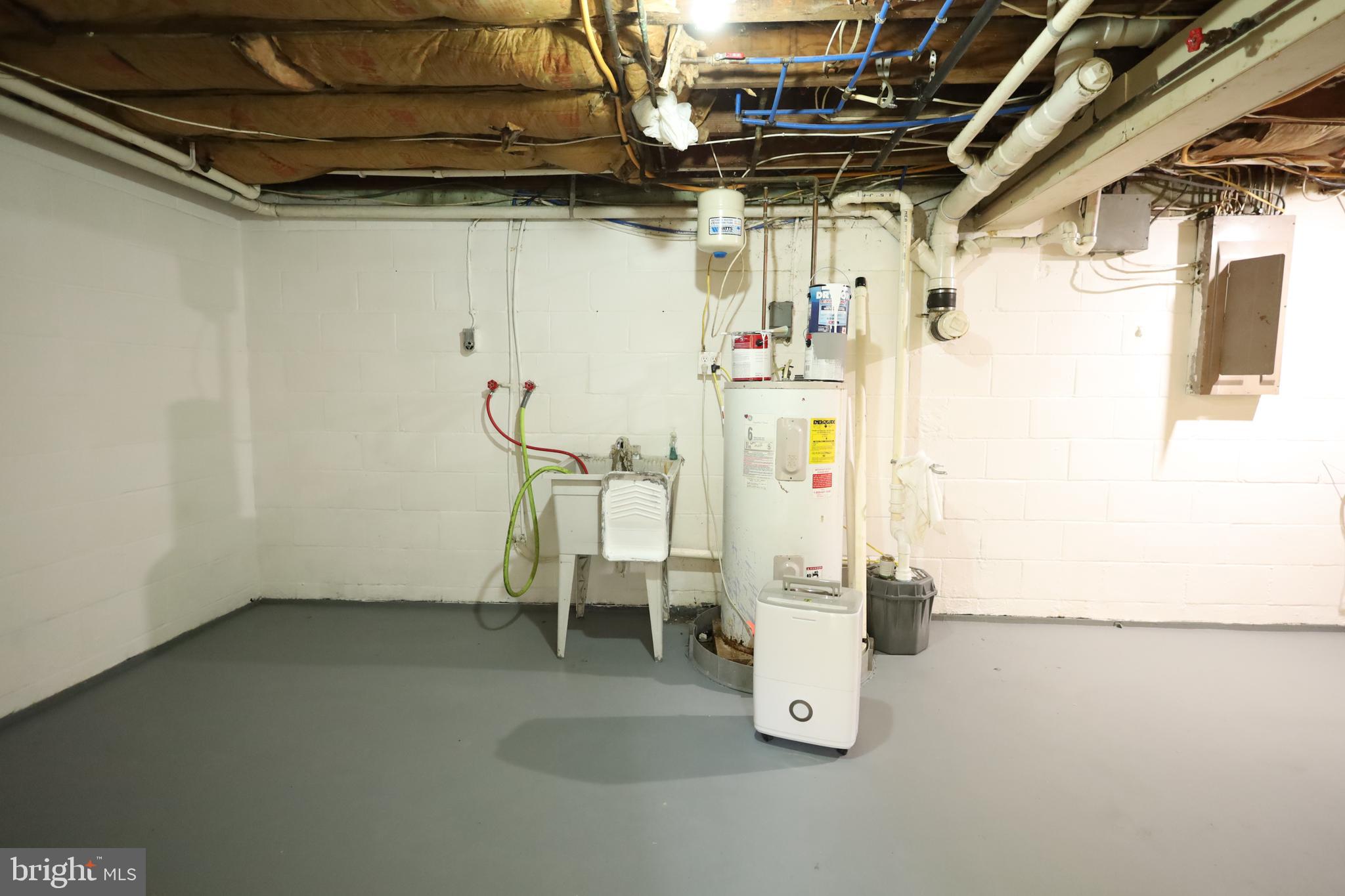 ABERDEEN HILLS - Residential