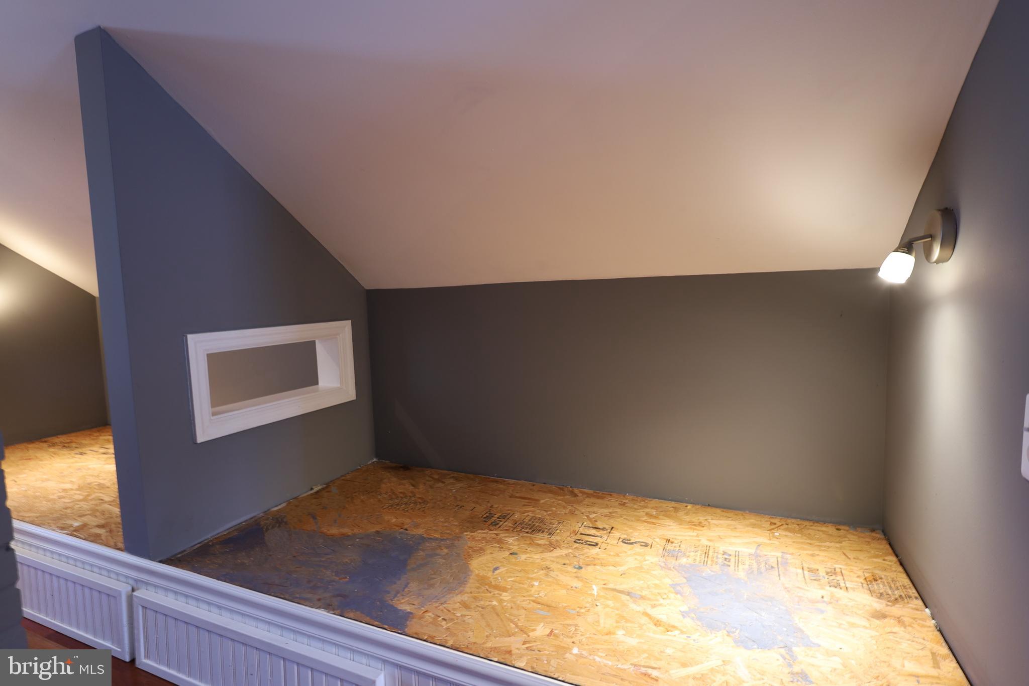 ABERDEEN HILLS - Residential