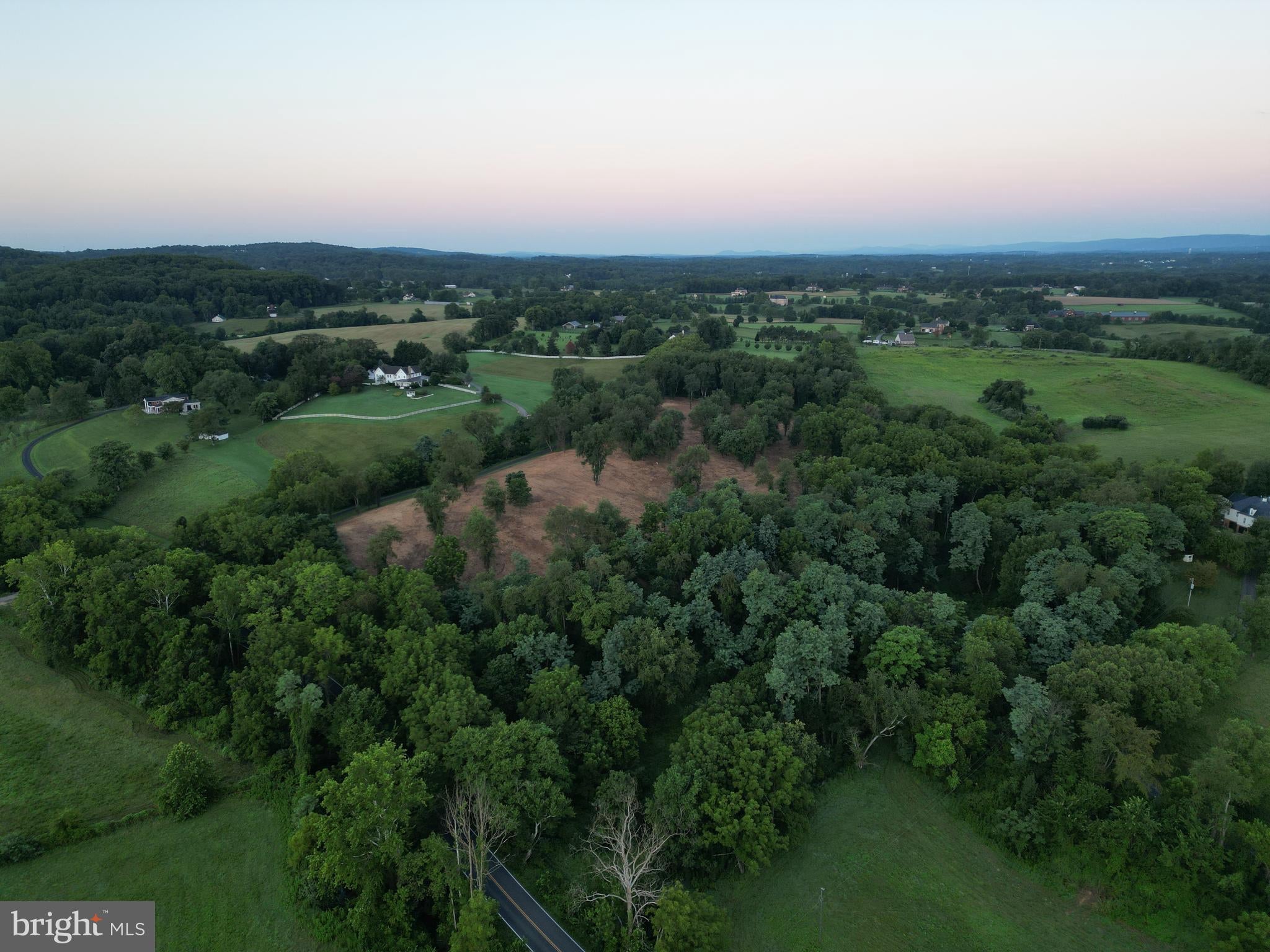 CLARKES GAP ROAD
