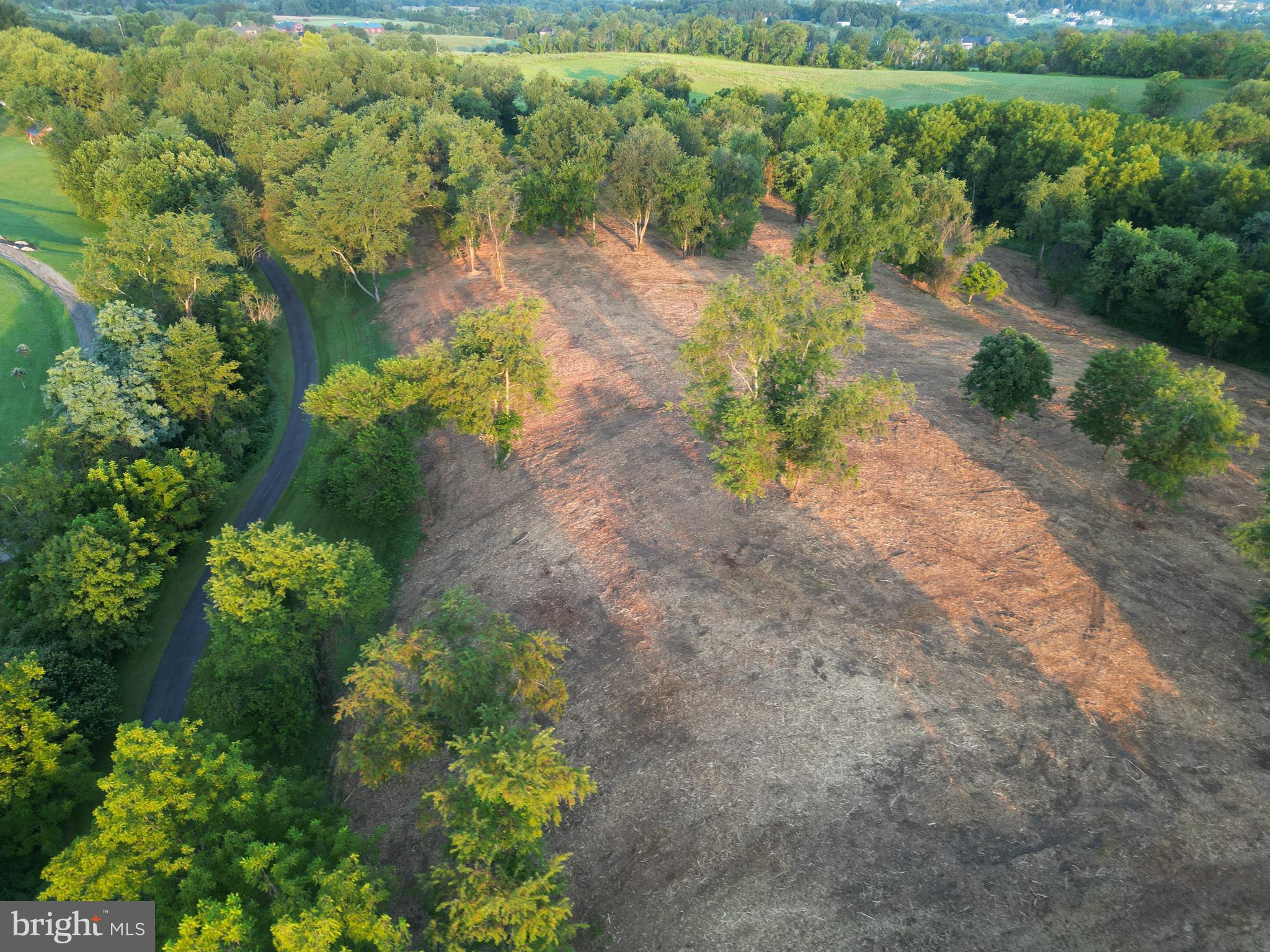CLARKES GAP ROAD