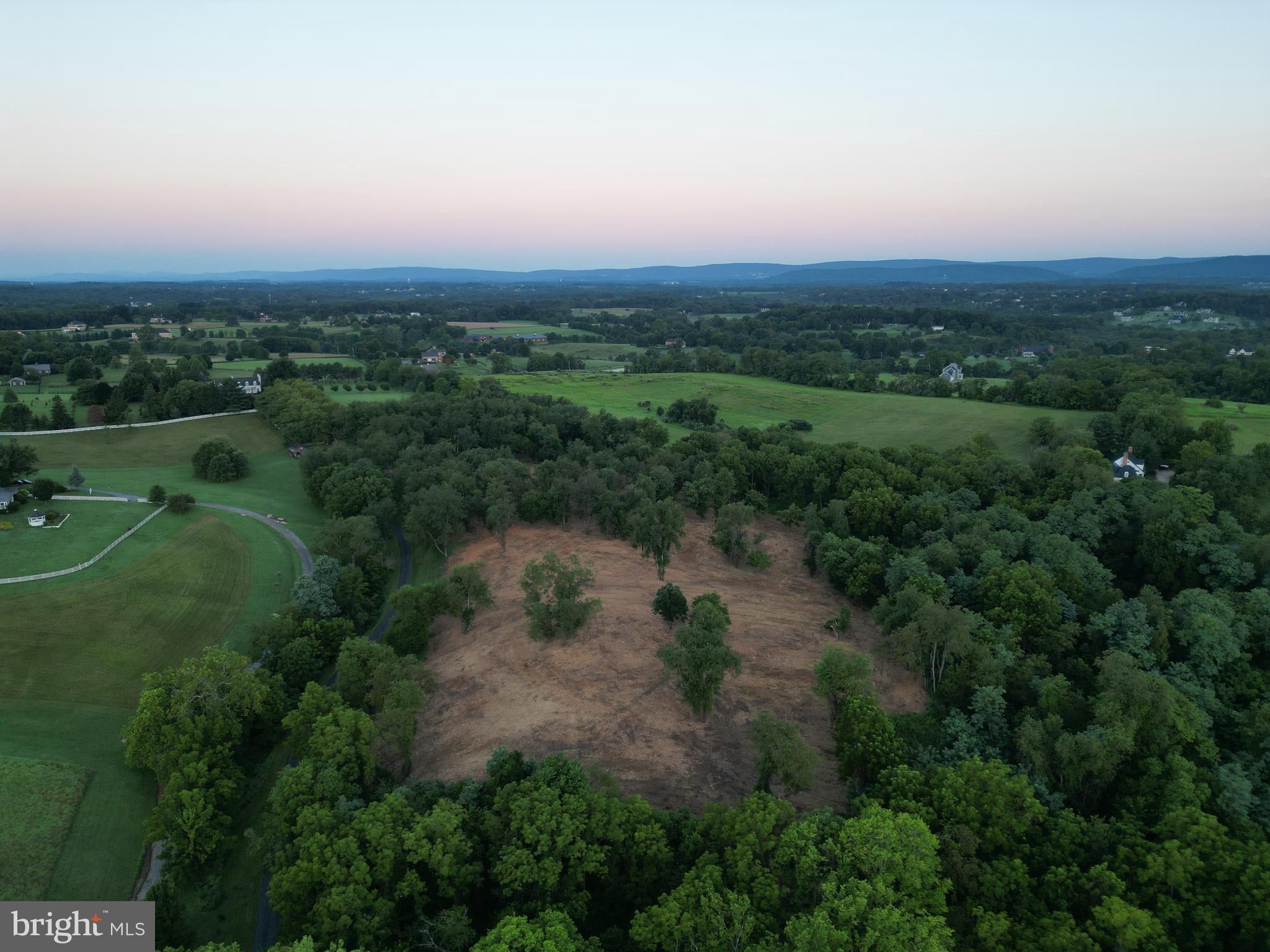 CLARKES GAP ROAD