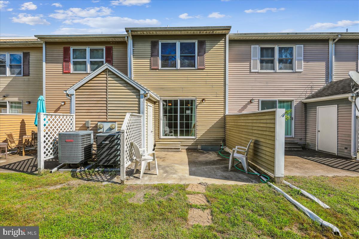 FRANKLIN SQUARE - Residential