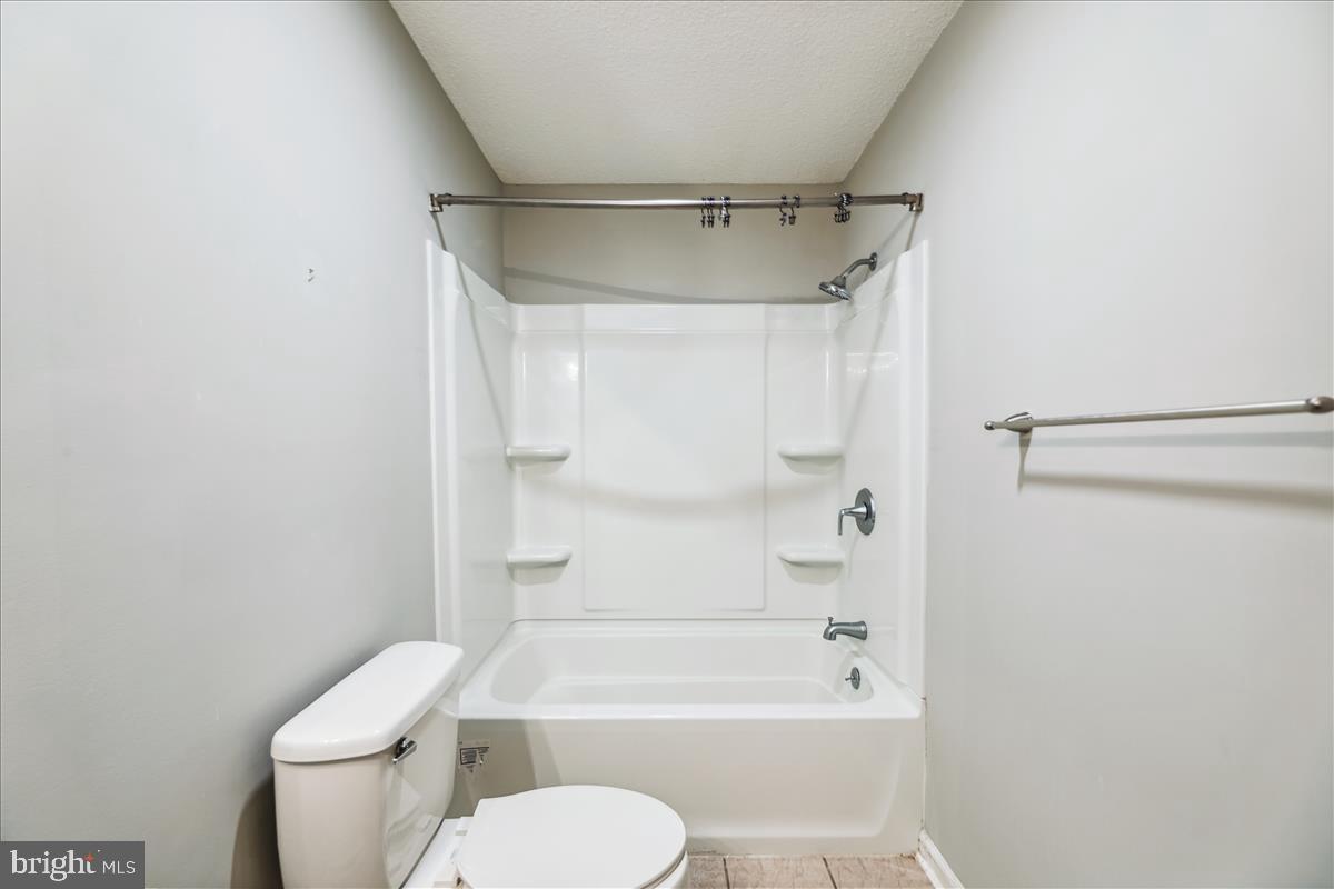 FRANKLIN SQUARE - Residential