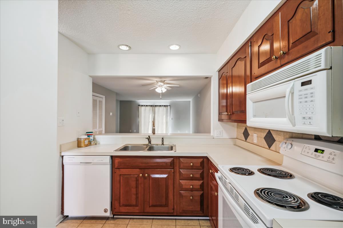 FRANKLIN SQUARE - Residential