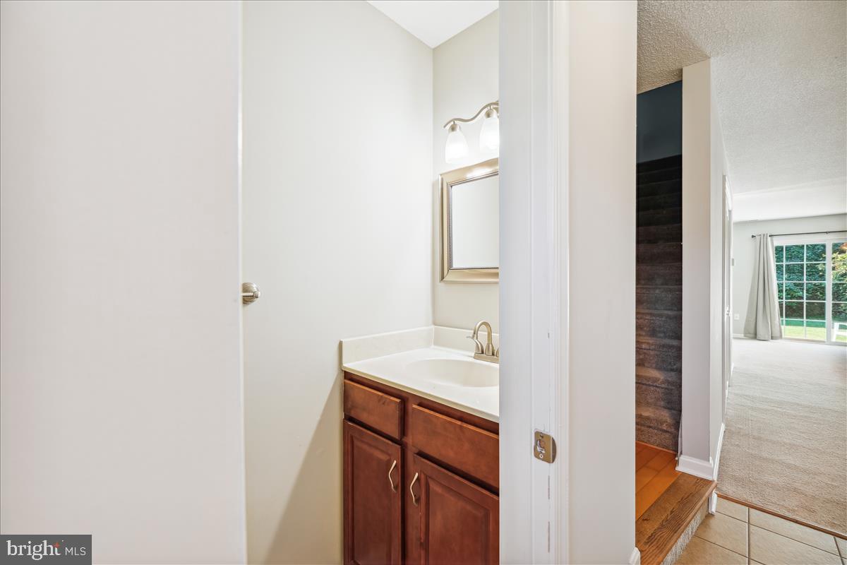 FRANKLIN SQUARE - Residential