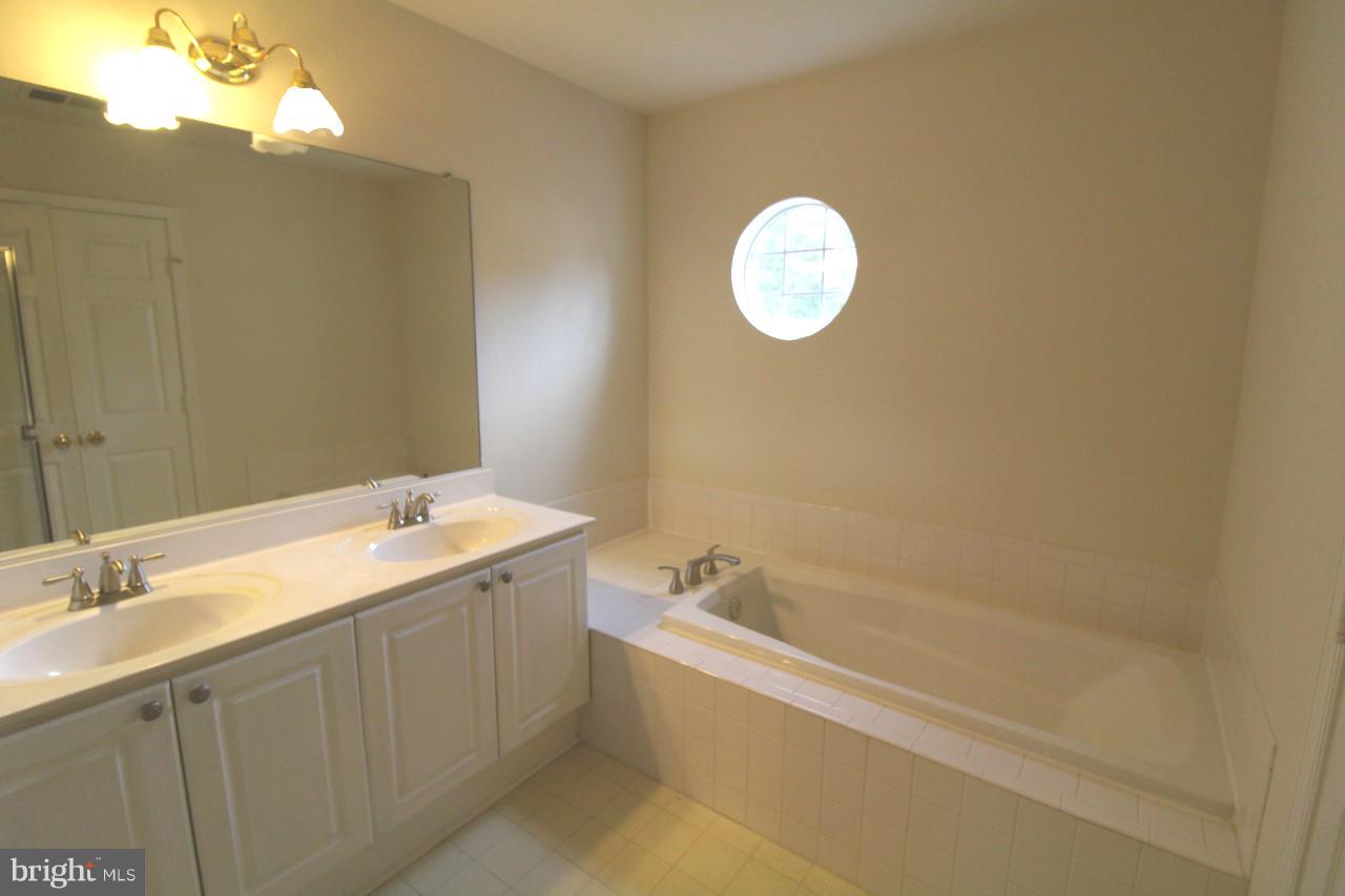 SOUTHLAKE AT MONTCLAIR - Residential