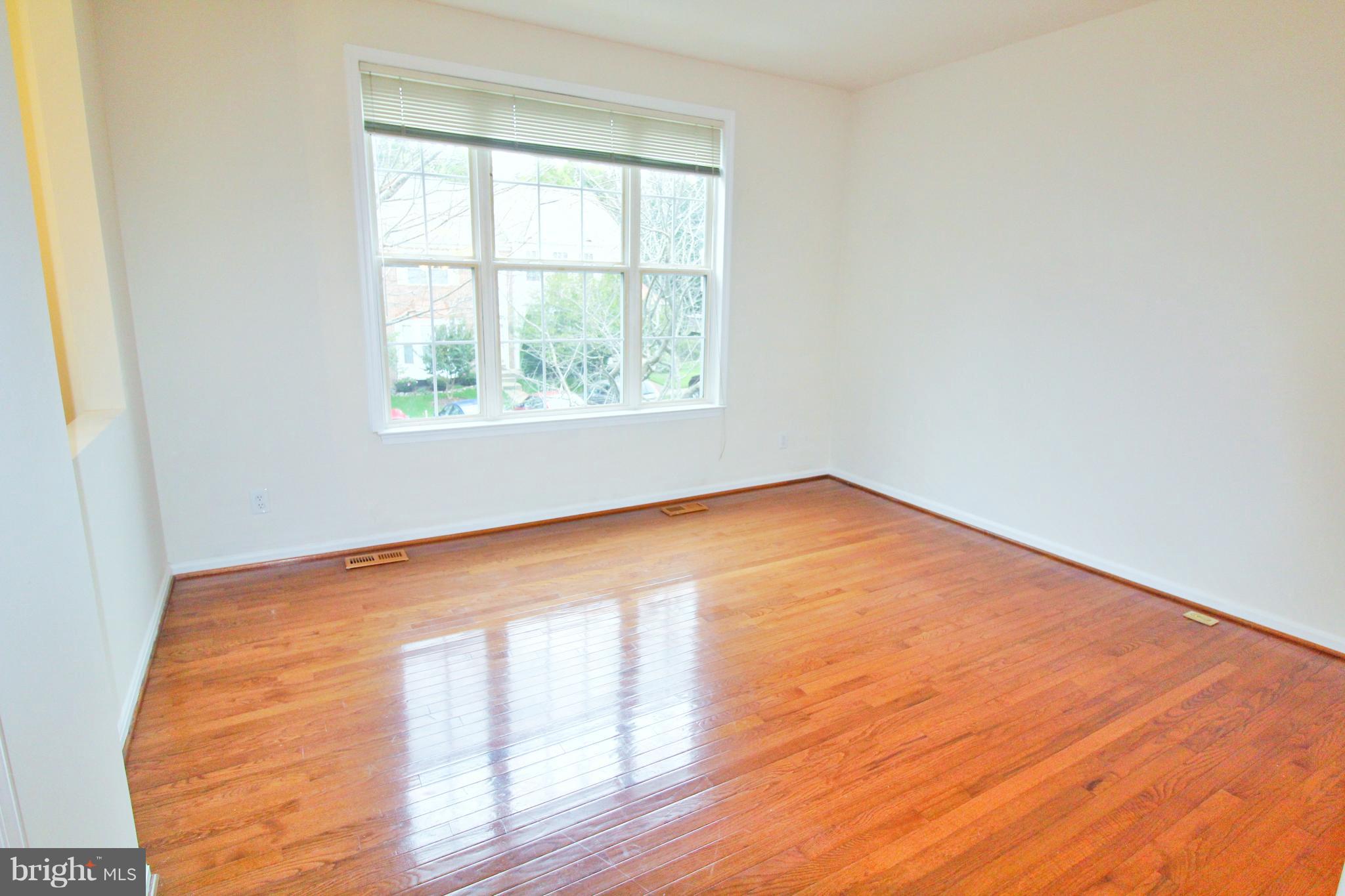 SOUTHLAKE AT MONTCLAIR - Residential