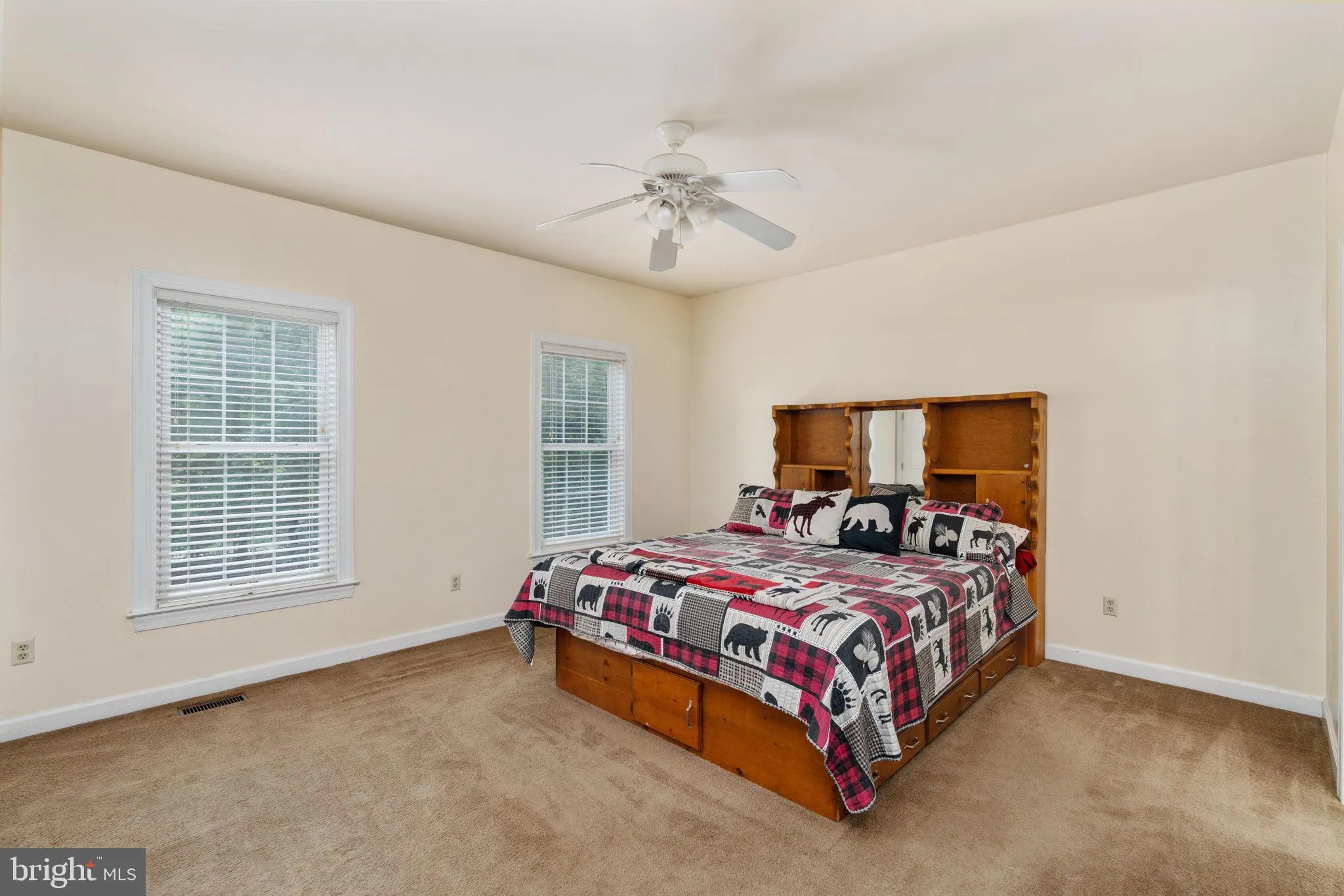 Fredericksburg, Virginia 22406, United States, 3 Bedrooms Bedrooms, ,3 BathroomsBathrooms,Residential,Active,199916