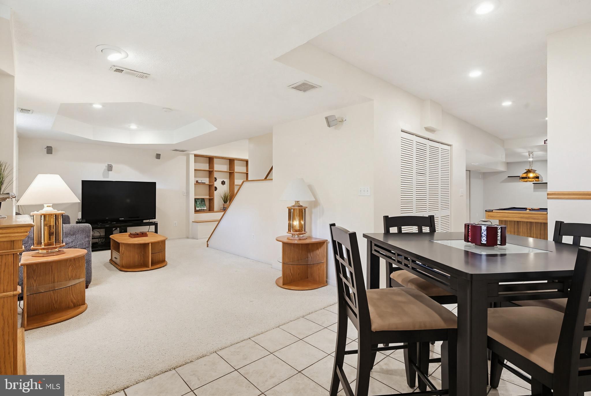 LISA AVENUE ESTATES - Residential