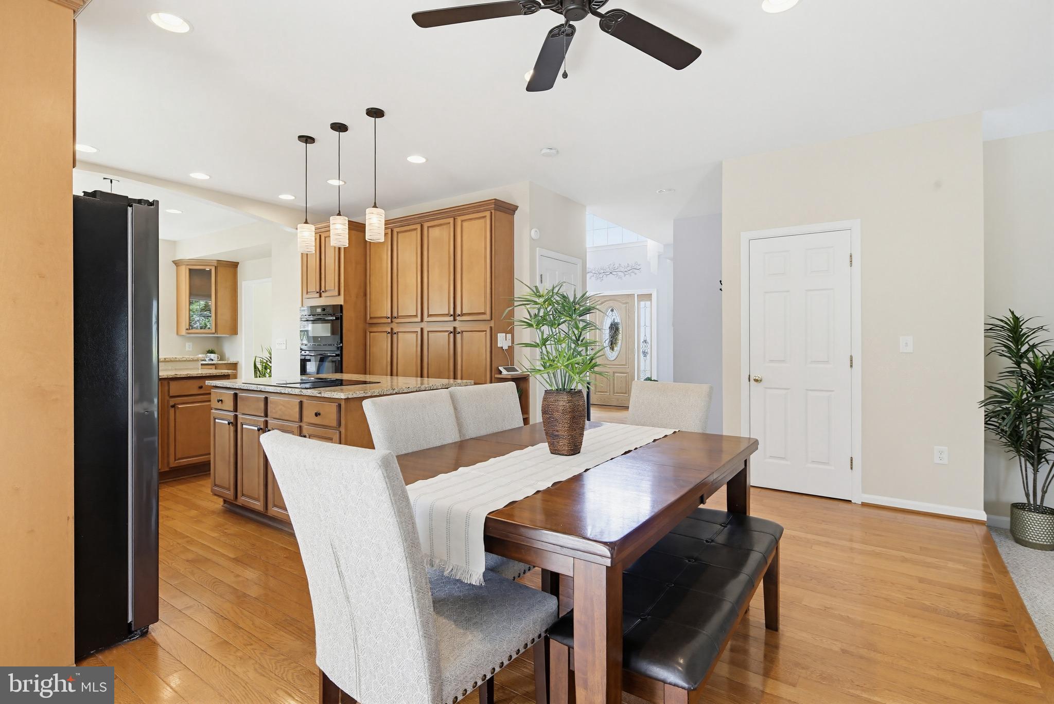 LISA AVENUE ESTATES - Residential