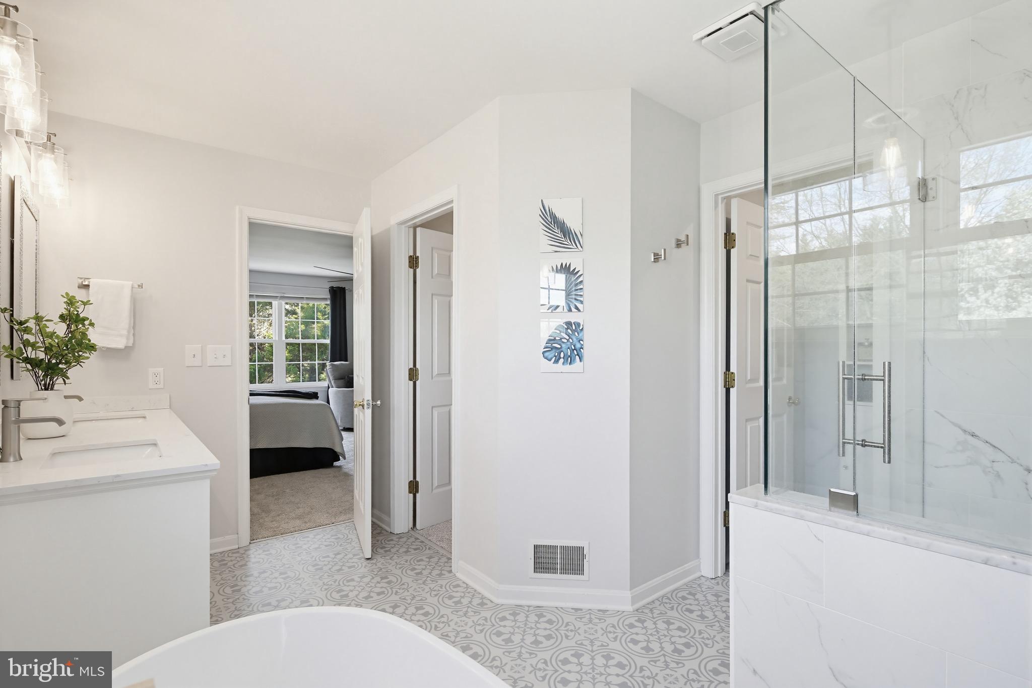 LISA AVENUE ESTATES - Residential