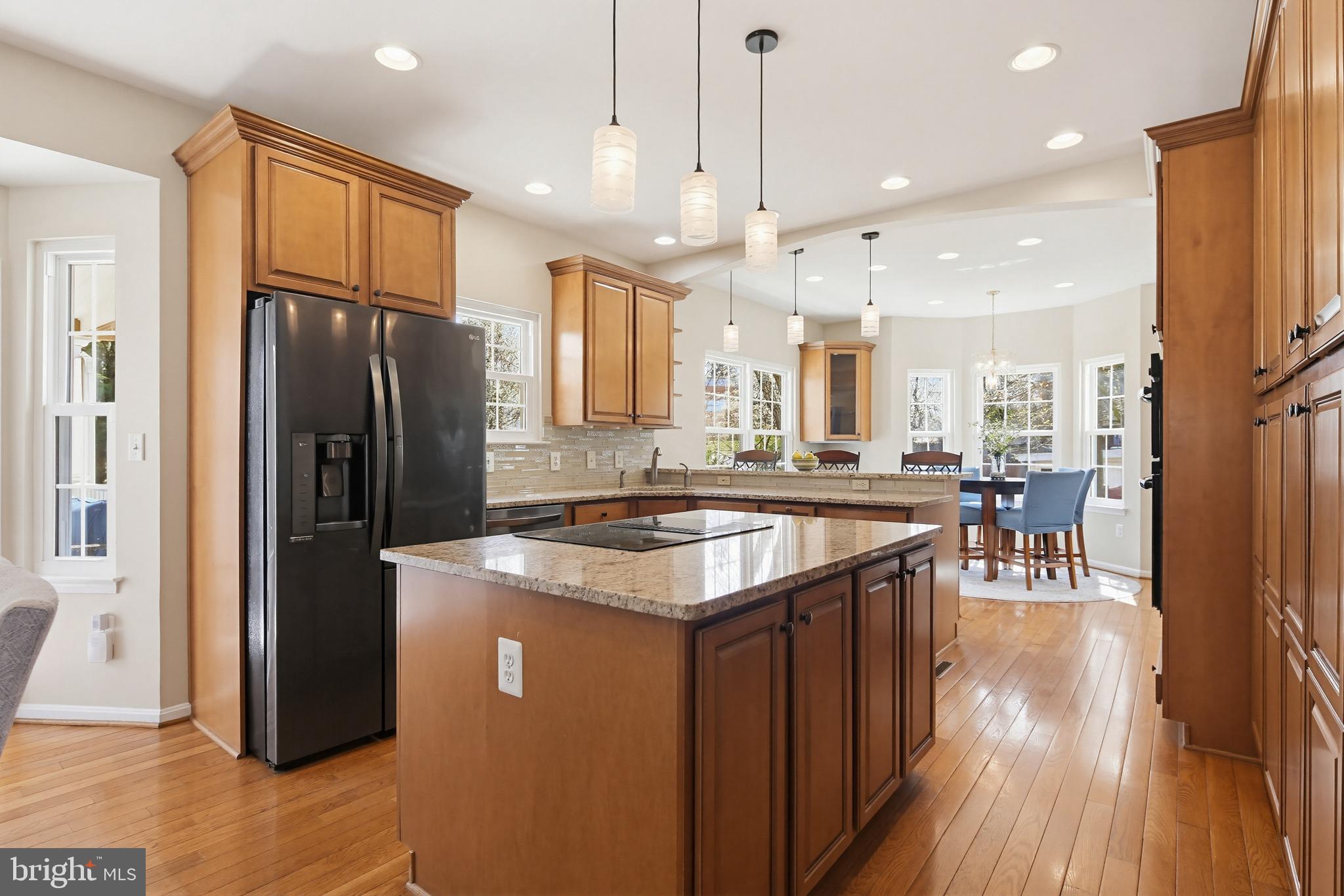 LISA AVENUE ESTATES - Residential