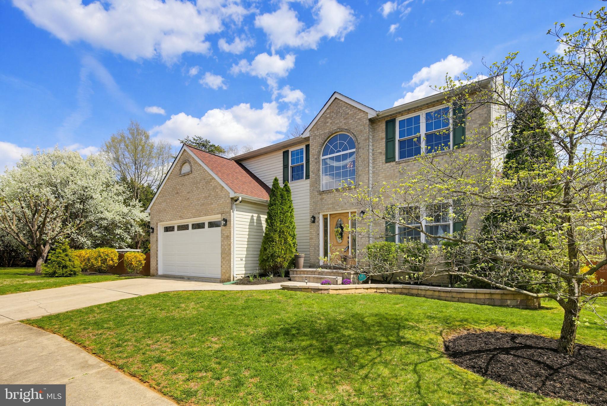 LISA AVENUE ESTATES - Residential