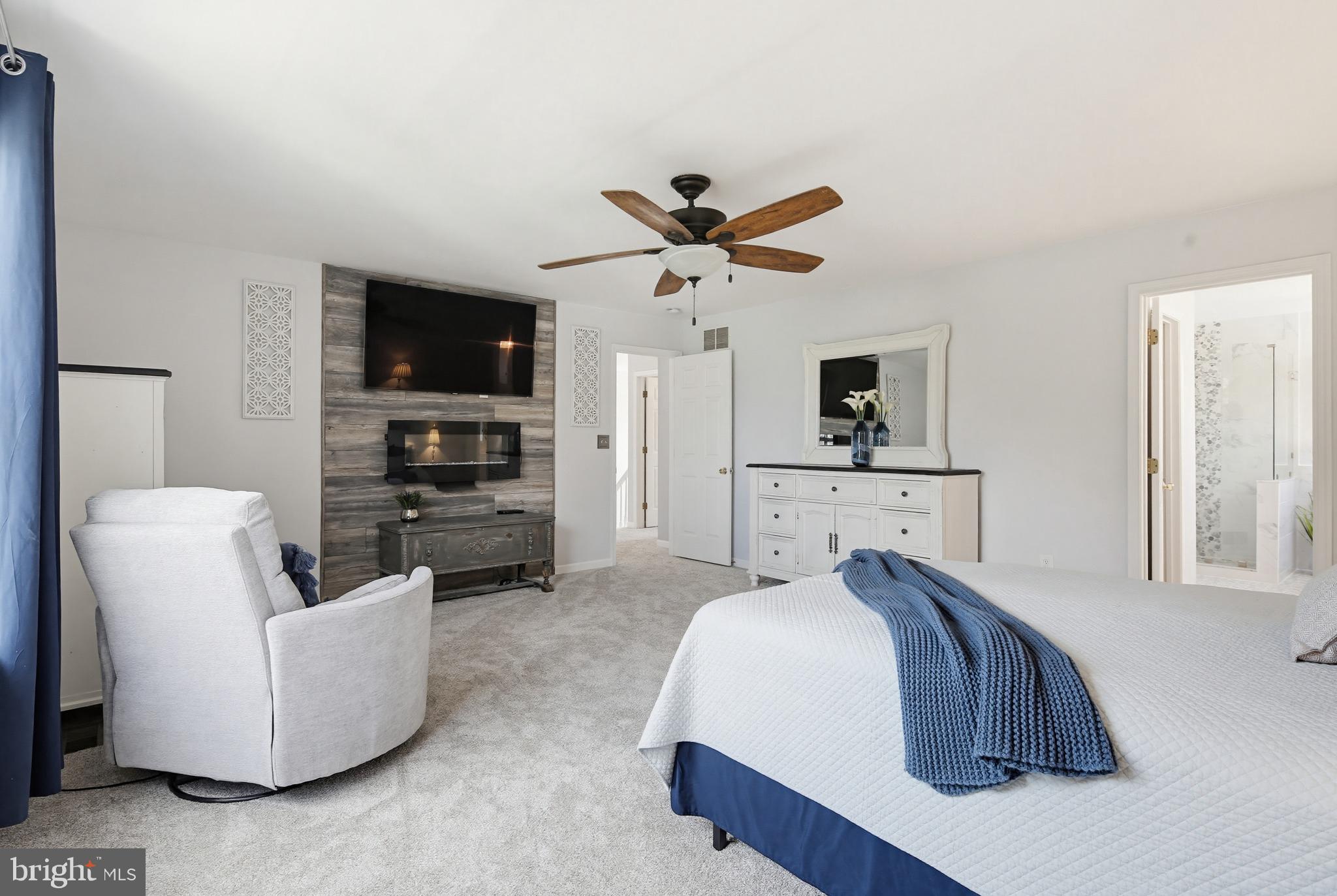 LISA AVENUE ESTATES - Residential