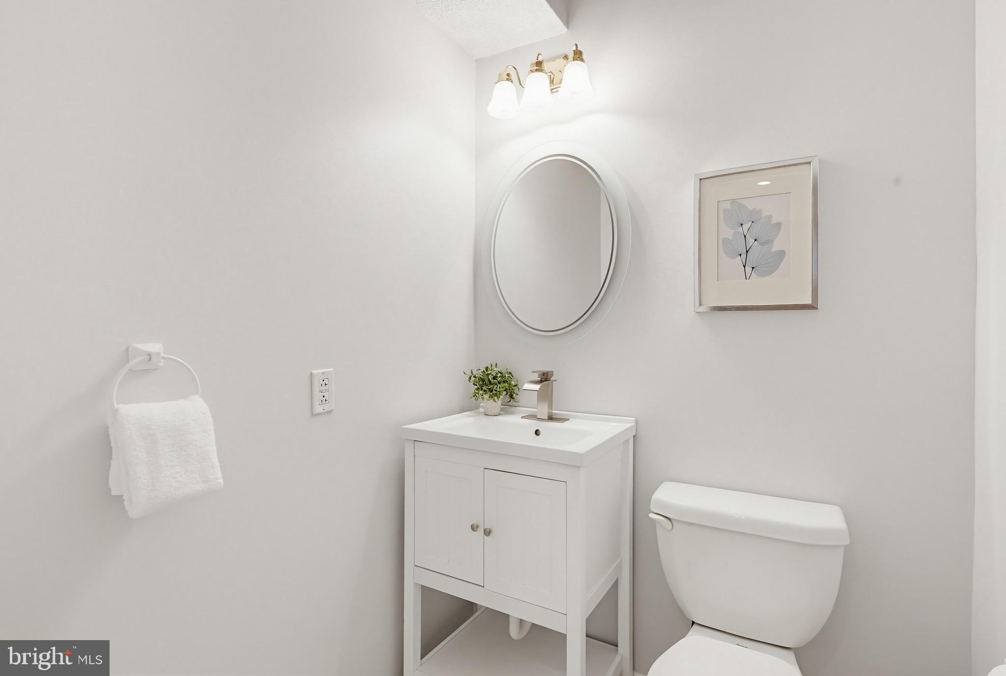 LISA AVENUE ESTATES - Residential