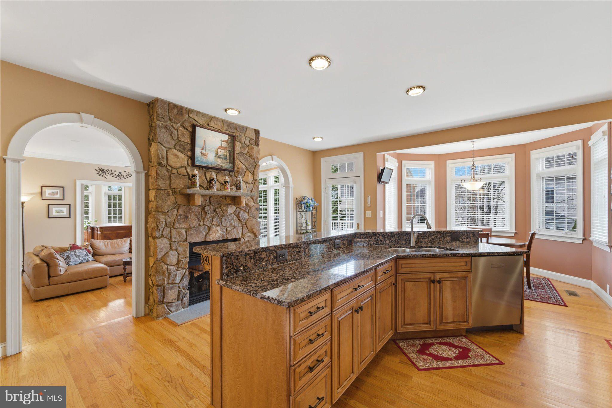 LAKE MANASSAS - Residential