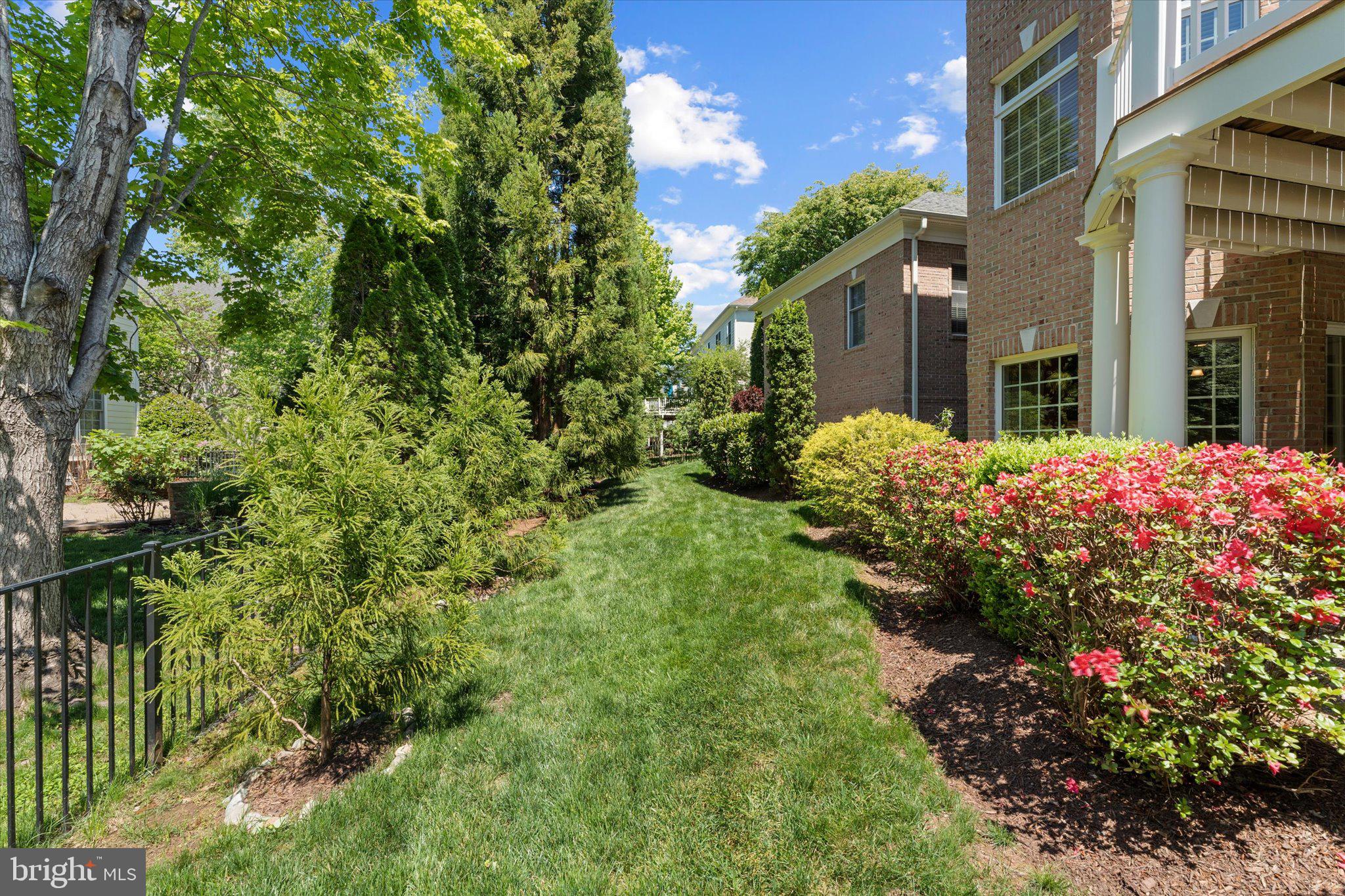 LAKE MANASSAS - Residential
