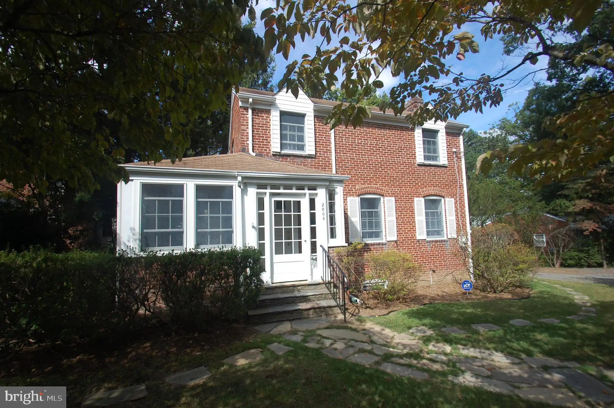 2804 N Edison Street, Arlington, VA 22207