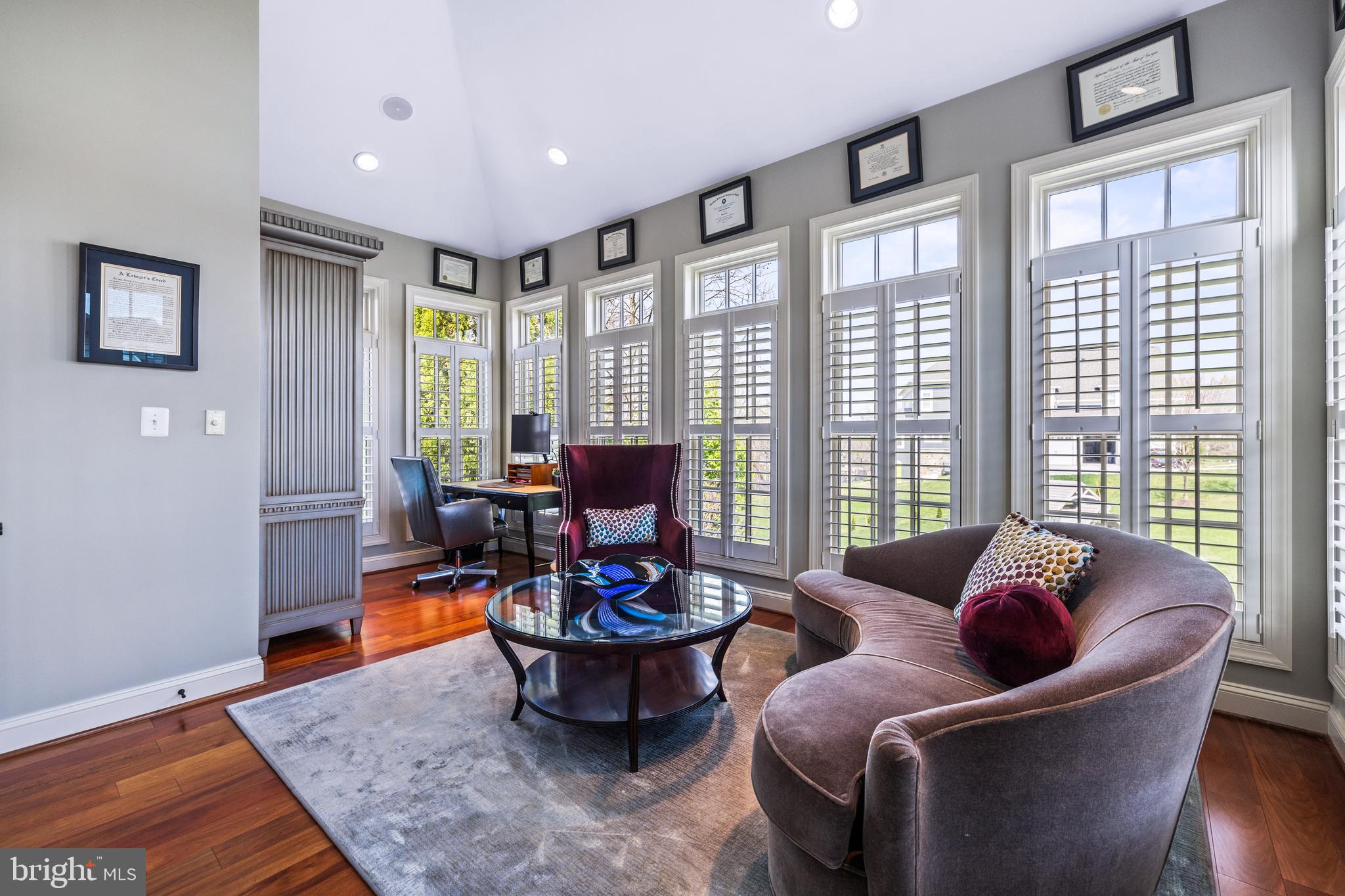 RUXTON - Residential