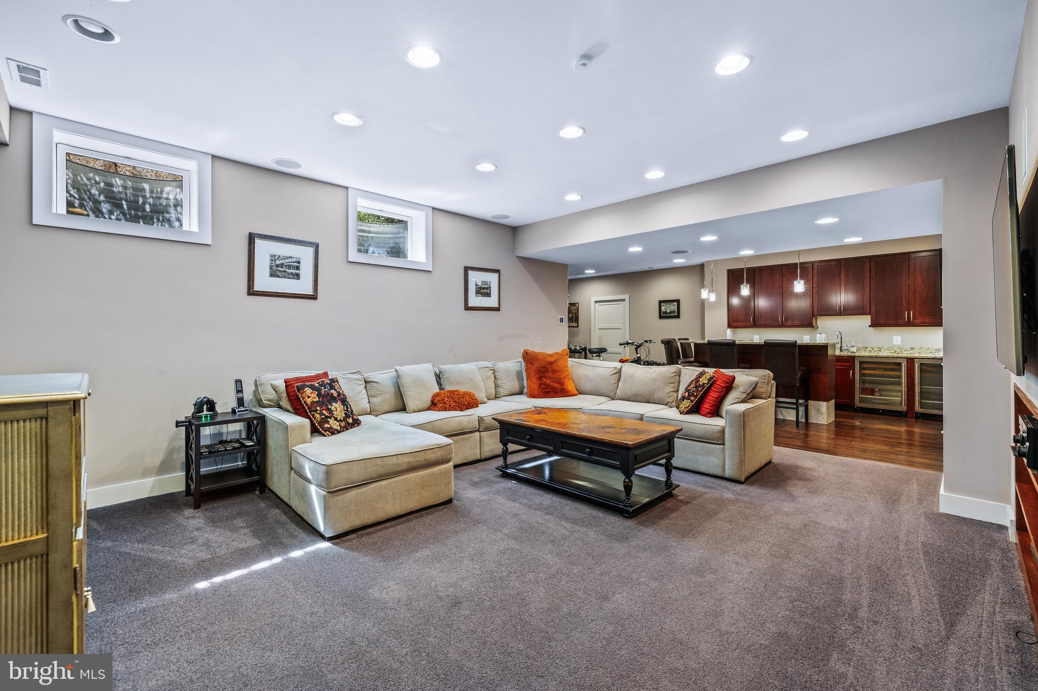 RUXTON - Residential