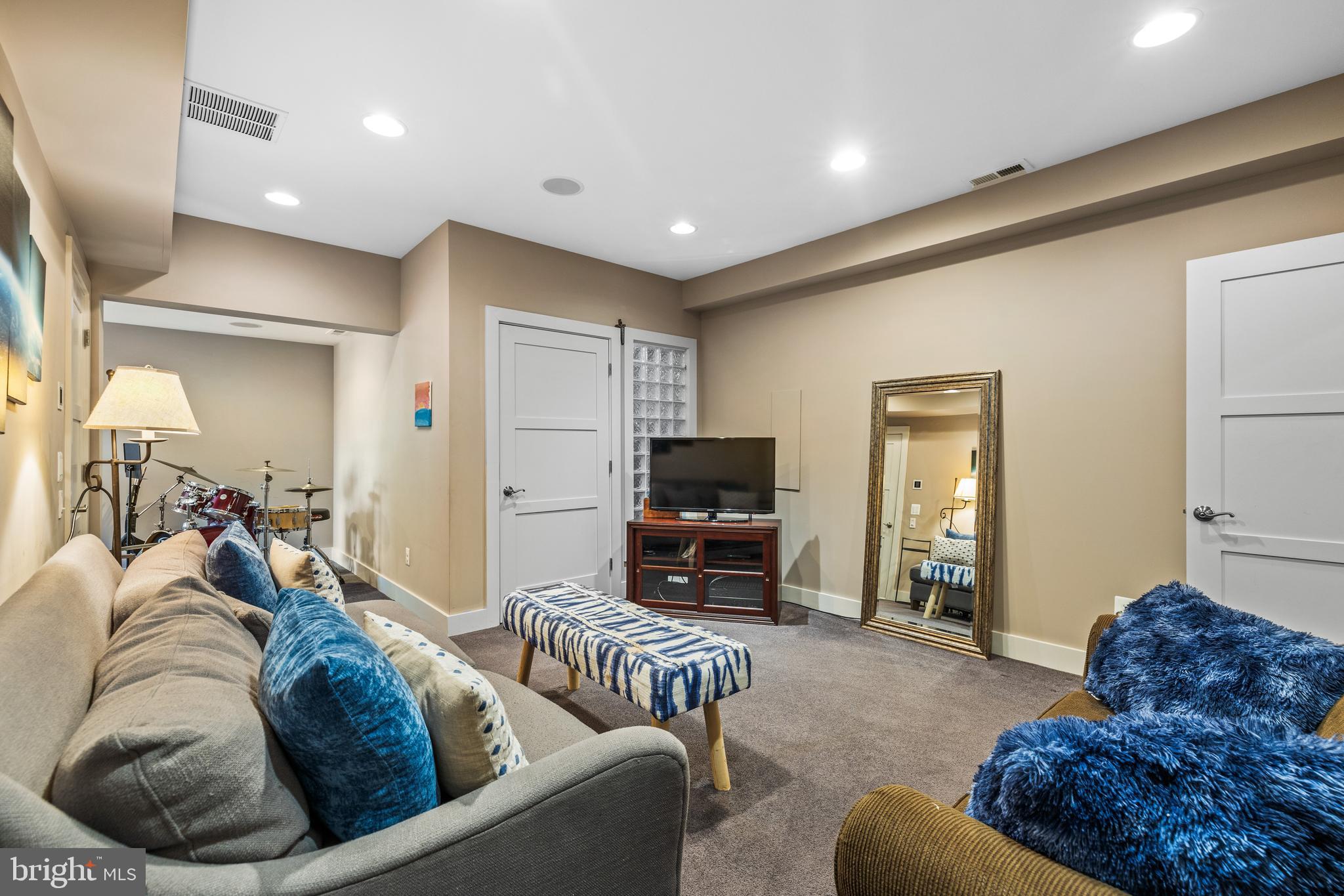 RUXTON - Residential