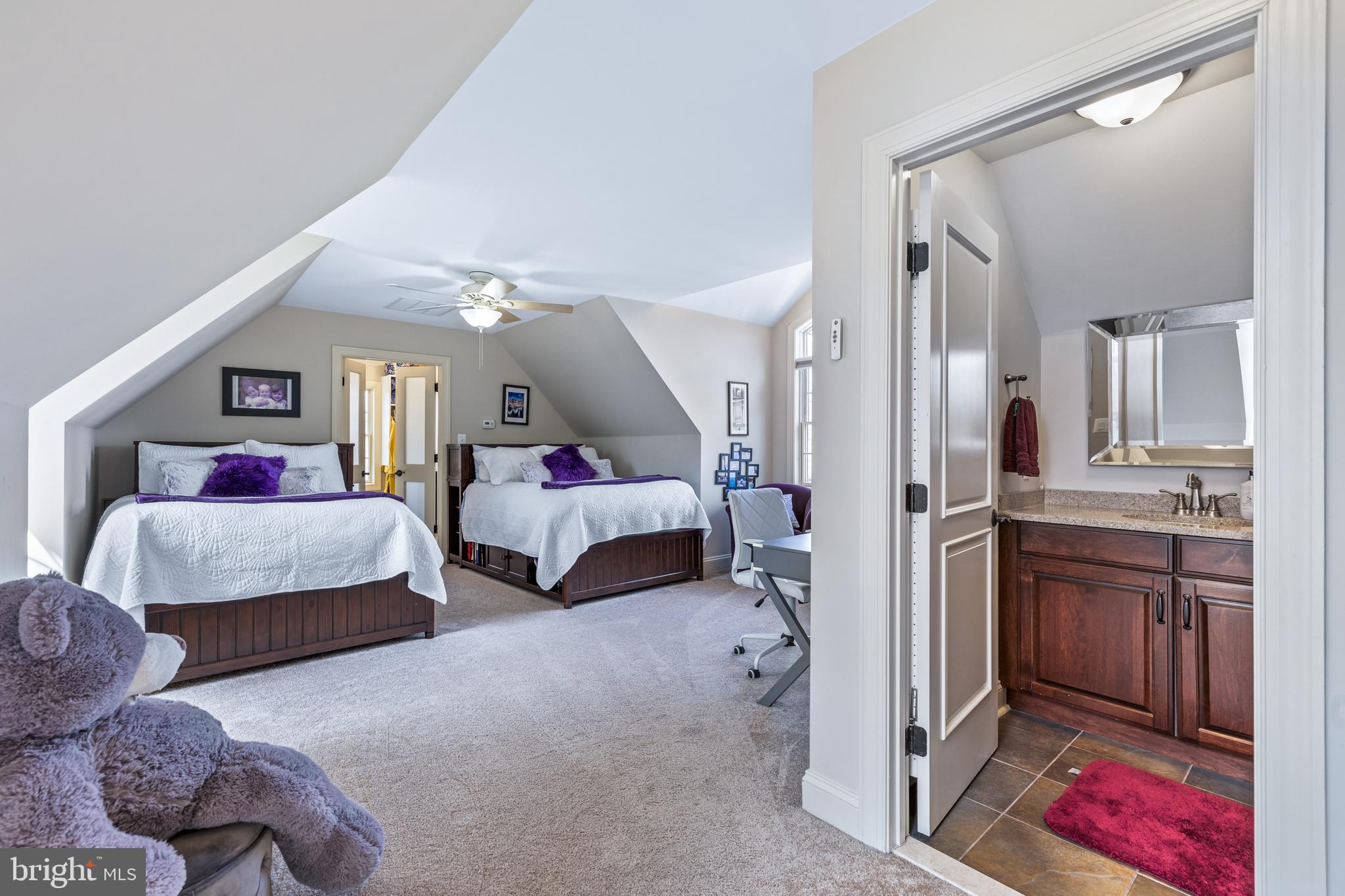 RUXTON - Residential