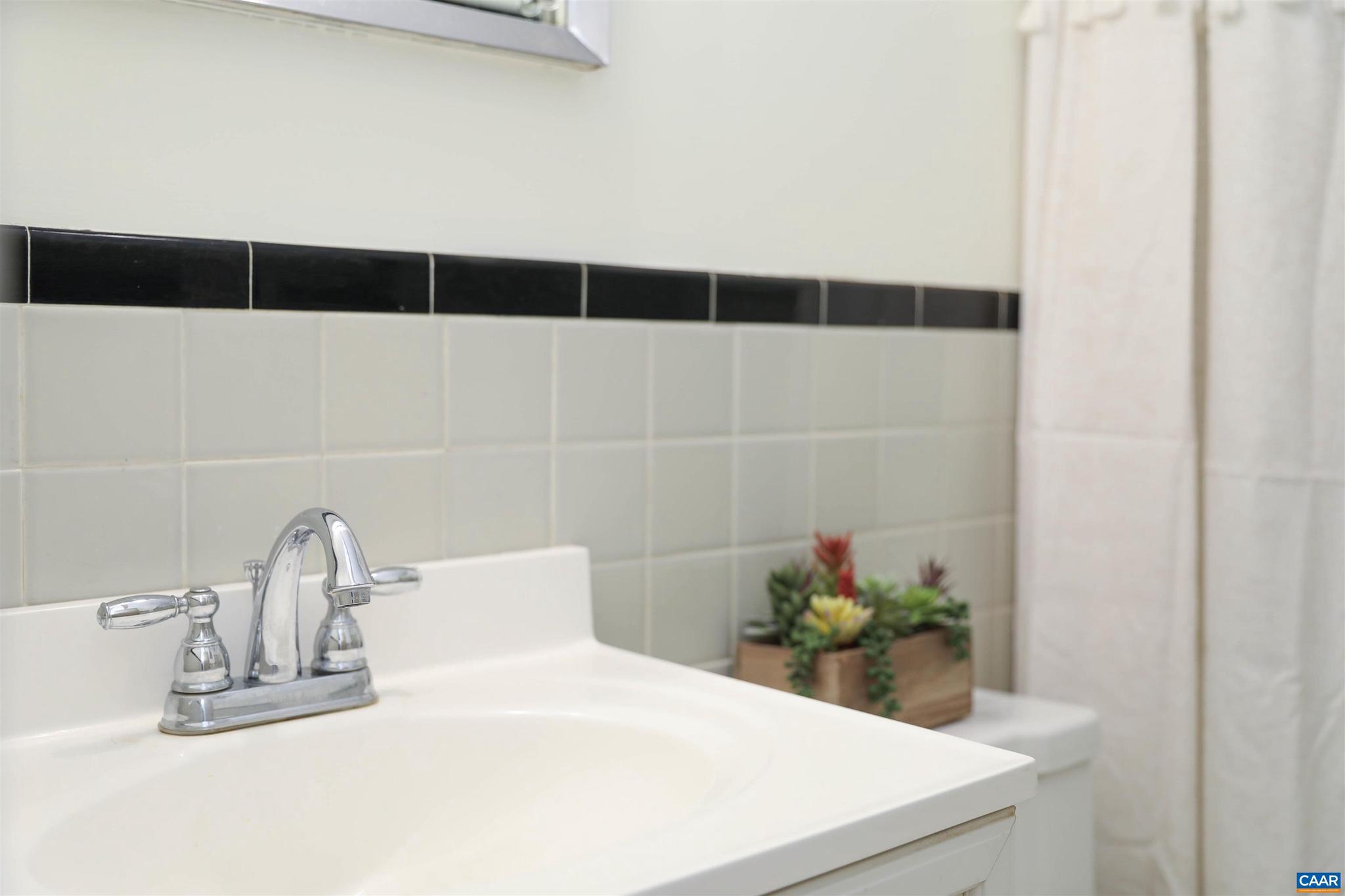 HILANDALE - Residential