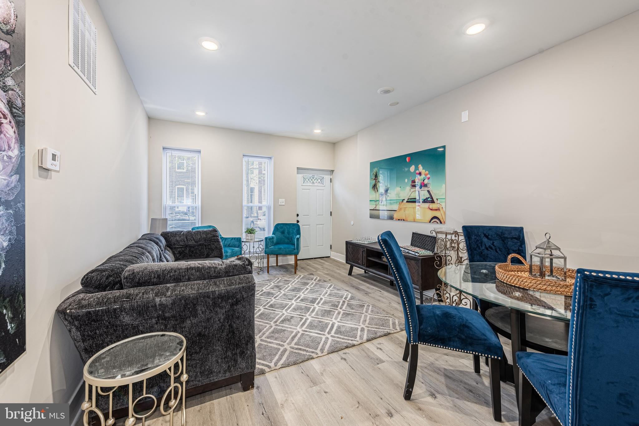 SANDTOWN-WINCHESTER - Residential
