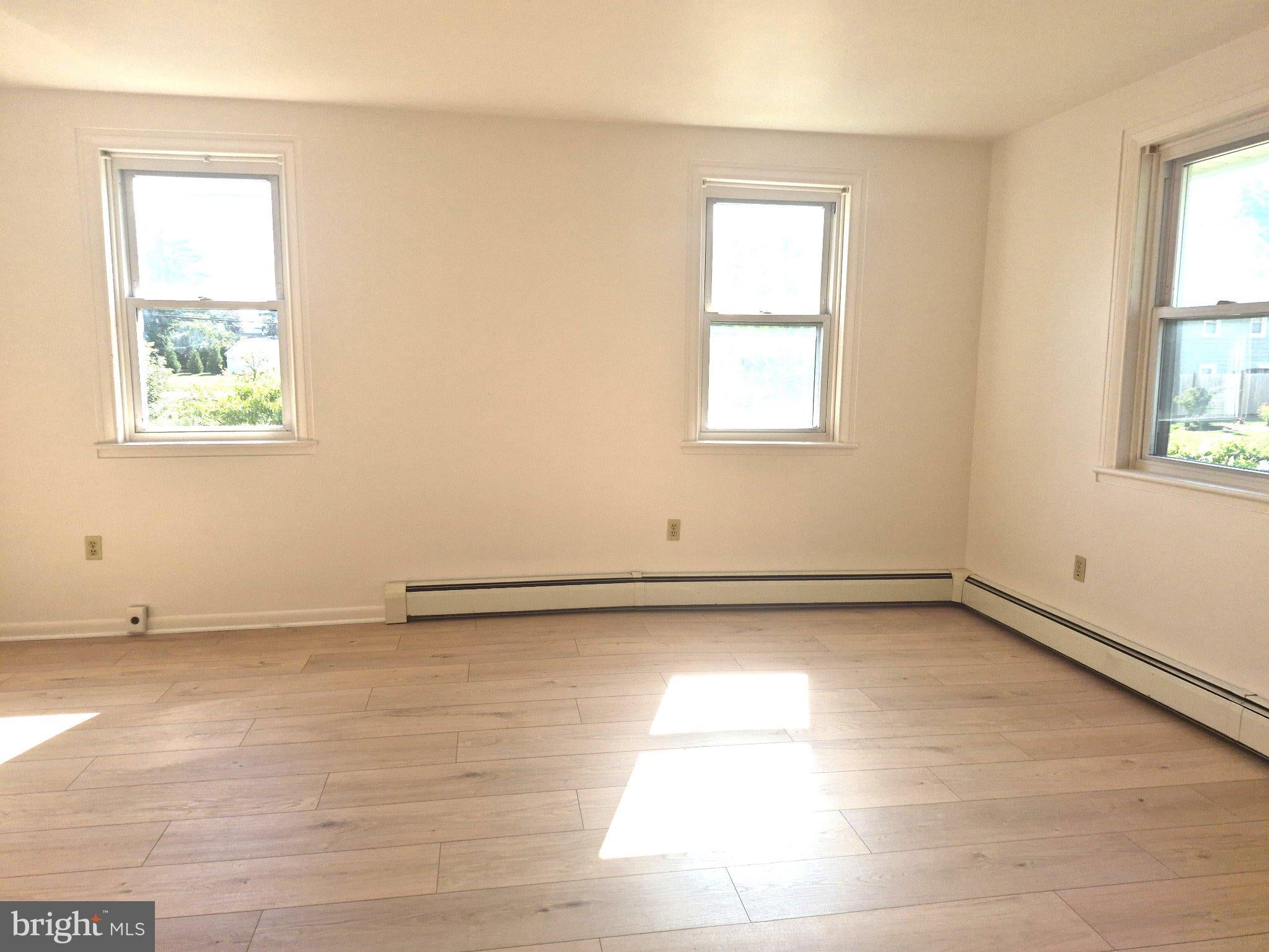 215 MAPLE STREET