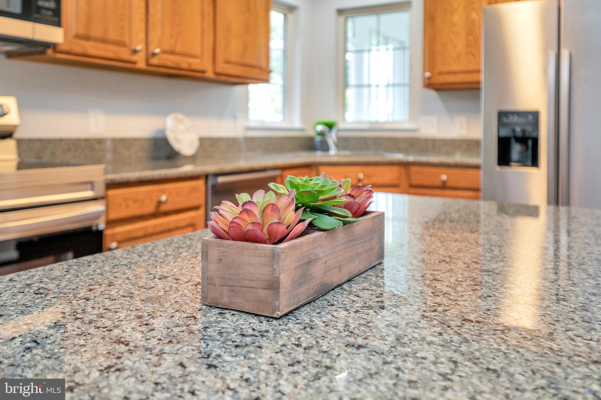 HAMPTON OAKS - Residential