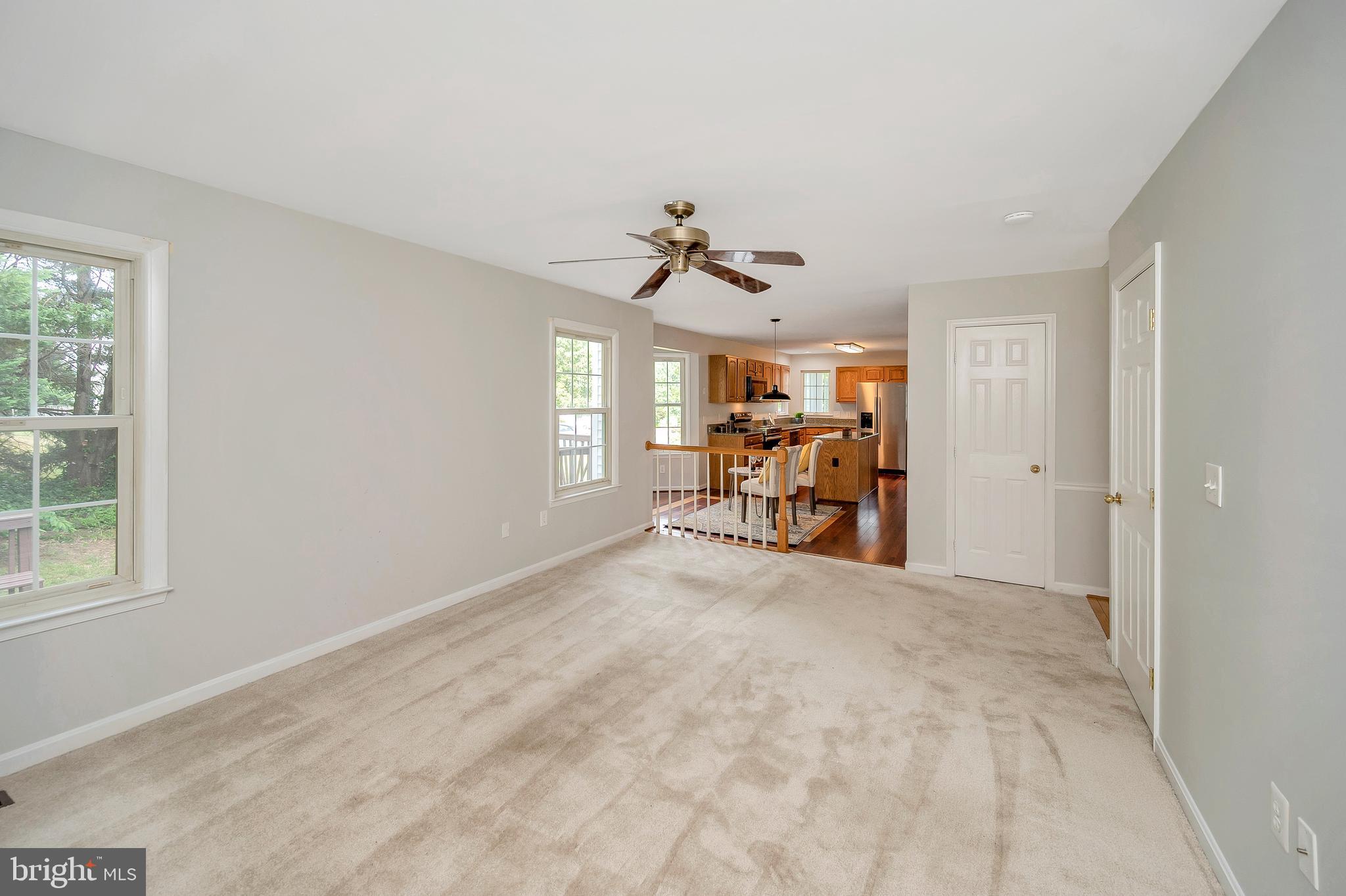 HAMPTON OAKS - Residential