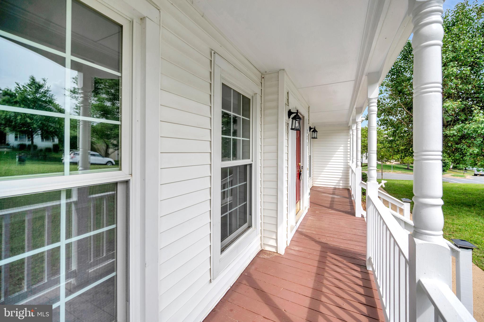 HAMPTON OAKS - Residential