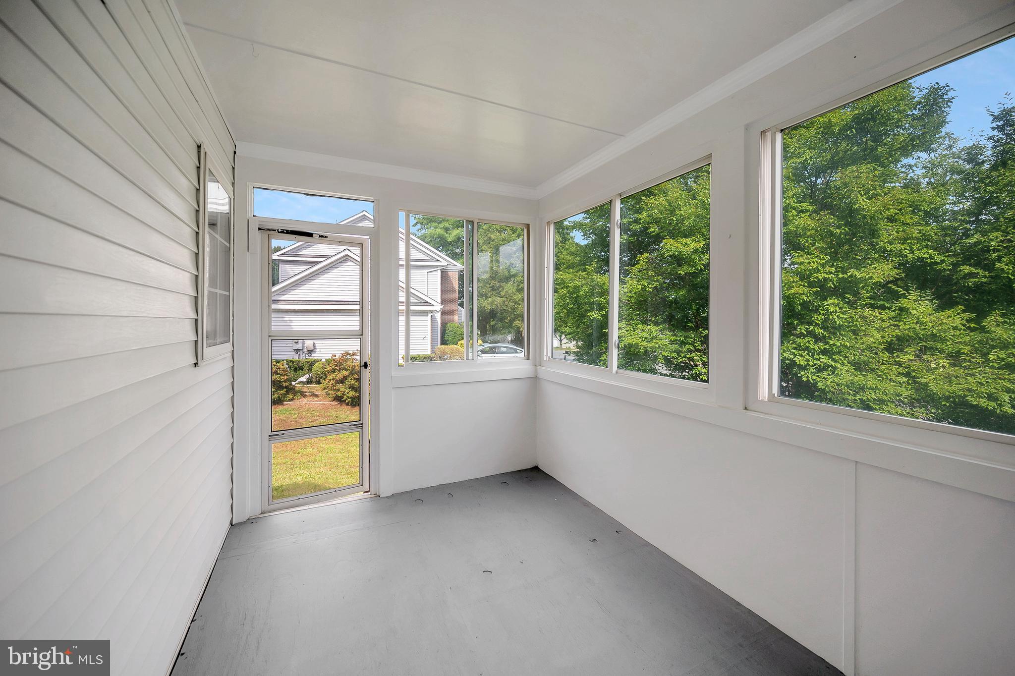 HAMPTON OAKS - Residential