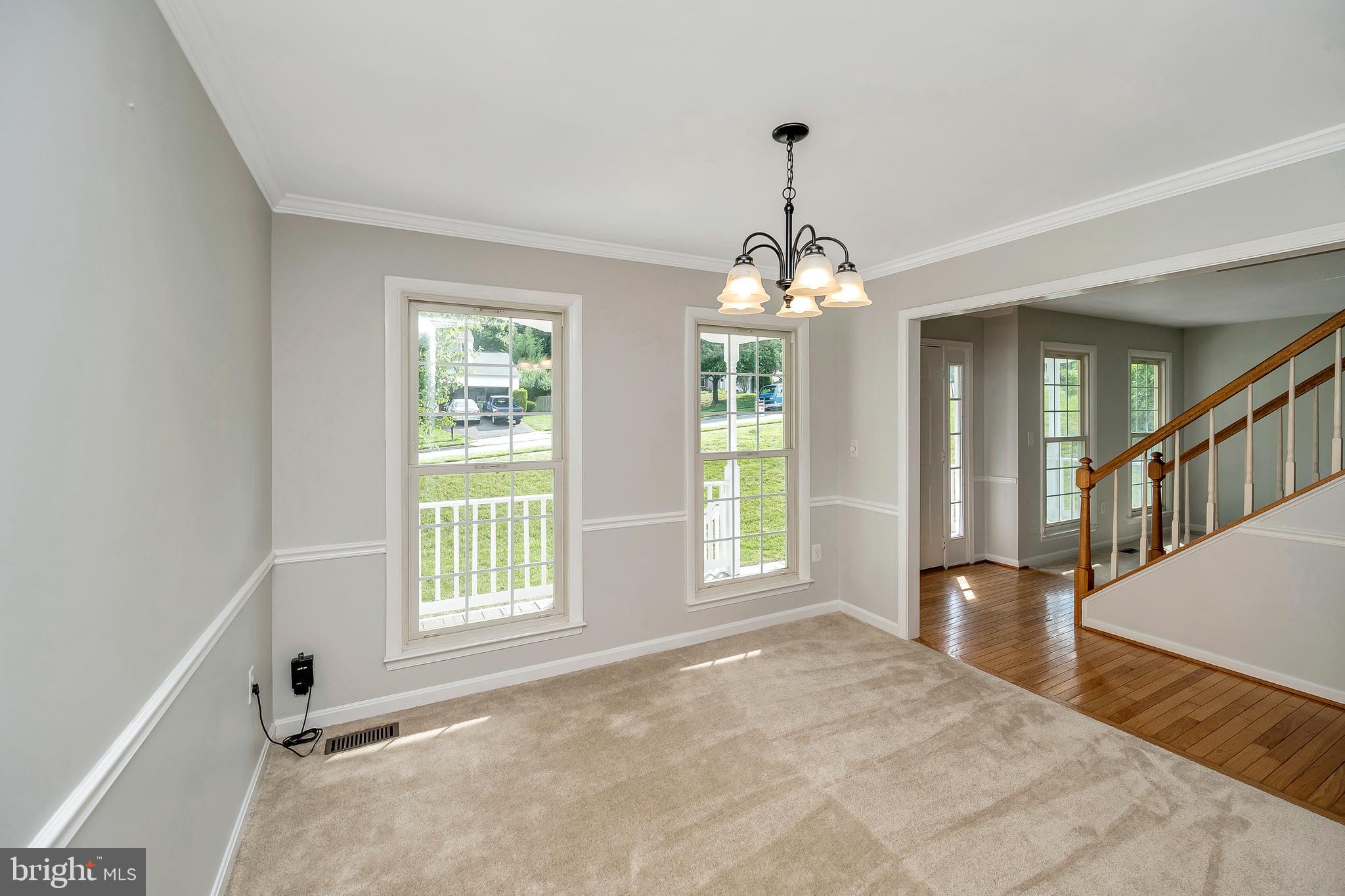 HAMPTON OAKS - Residential