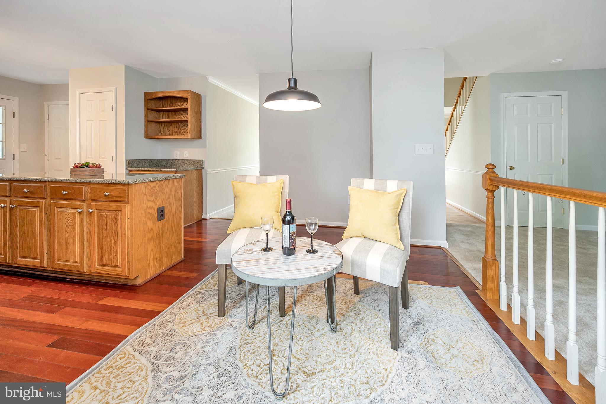 HAMPTON OAKS - Residential