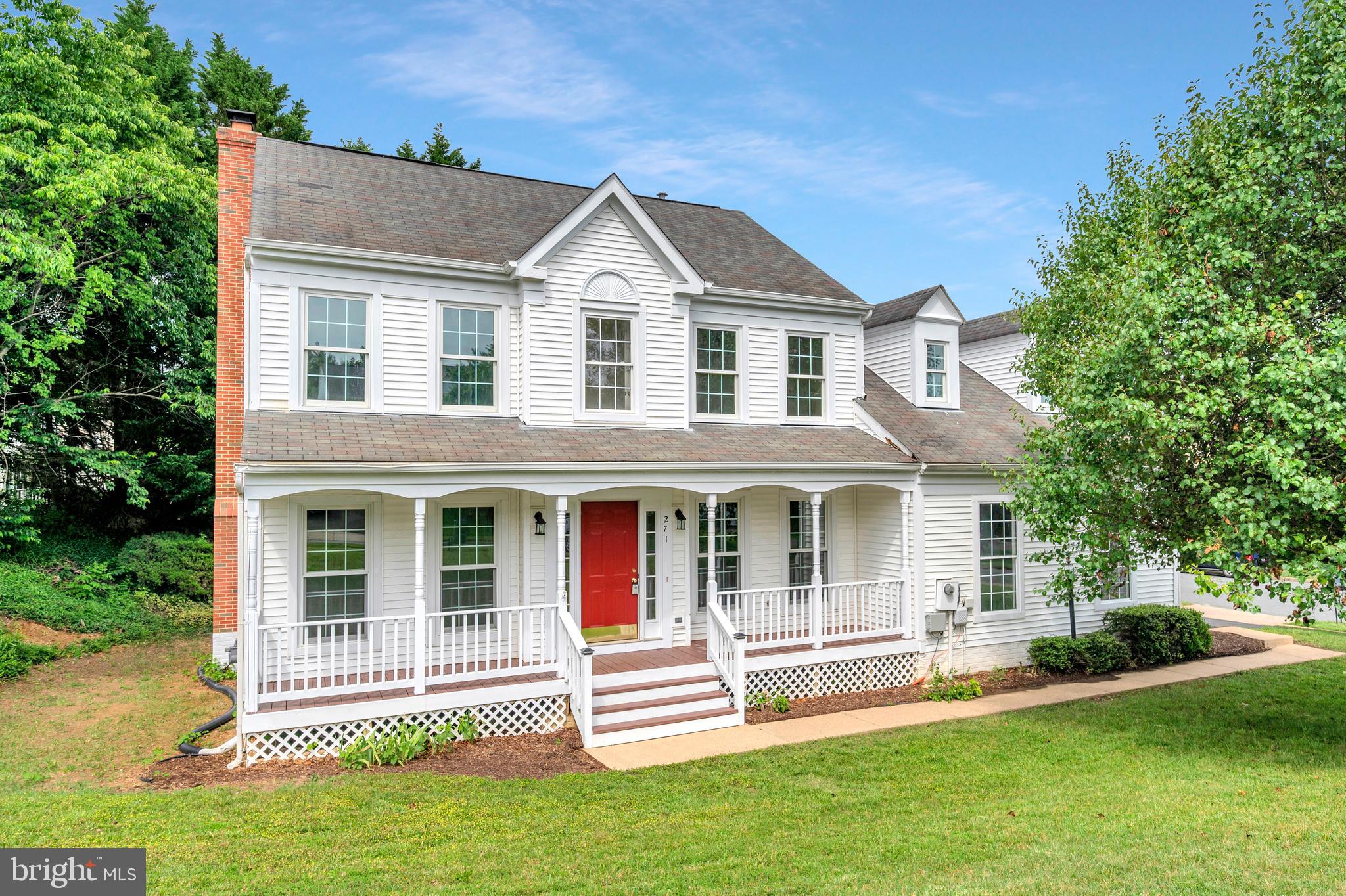 HAMPTON OAKS - Residential