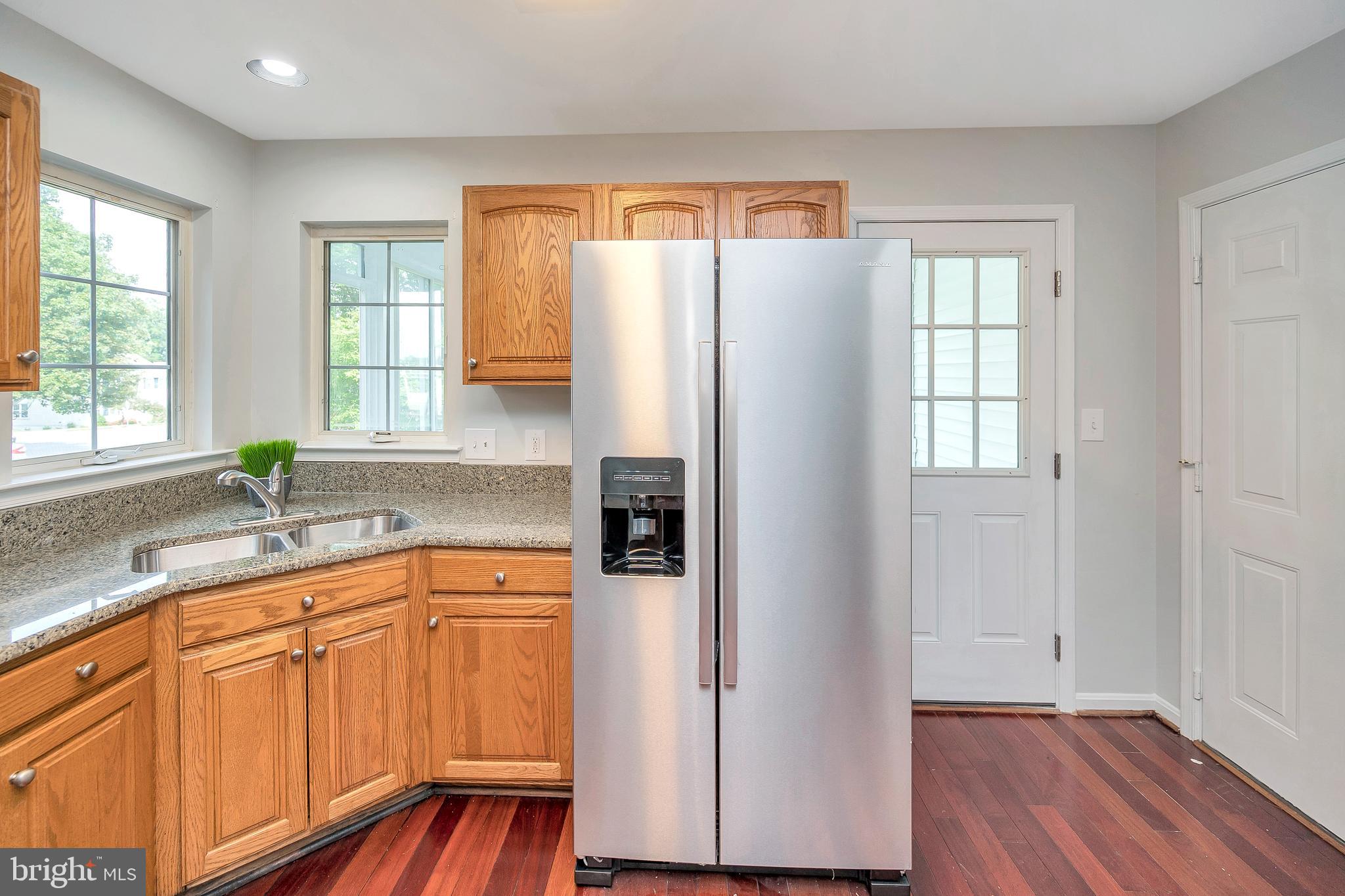 HAMPTON OAKS - Residential