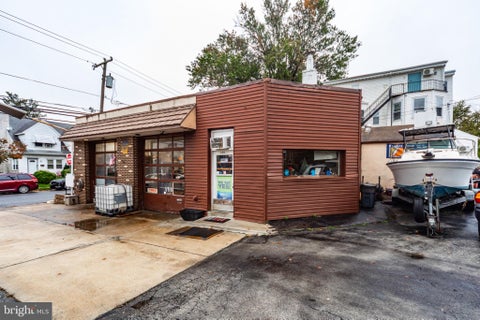 Photo of 195 N Wycombe Avenue, LANSDOWNE, PA 19050 (MLS # PADE2126190)