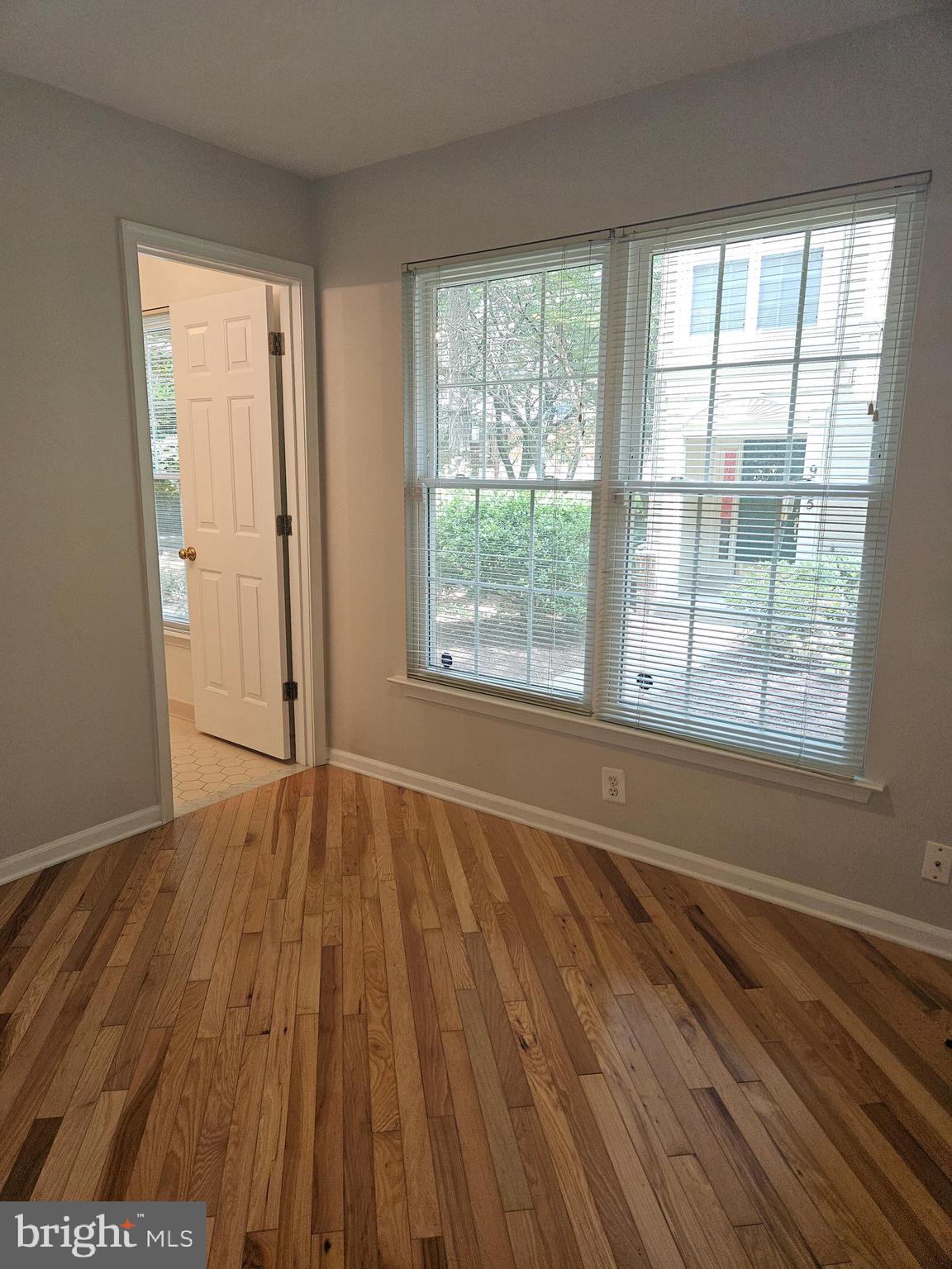 WASHINGTONIAN CENTER - Residential Lease