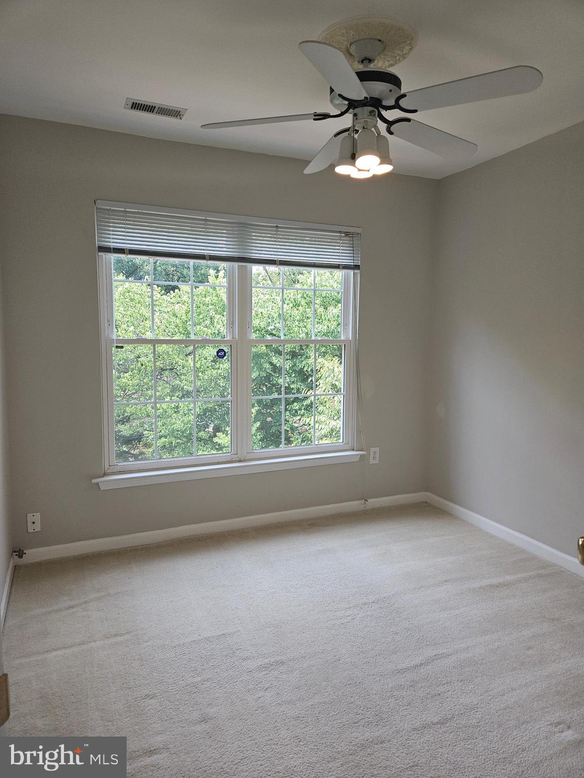 WASHINGTONIAN CENTER - Residential Lease