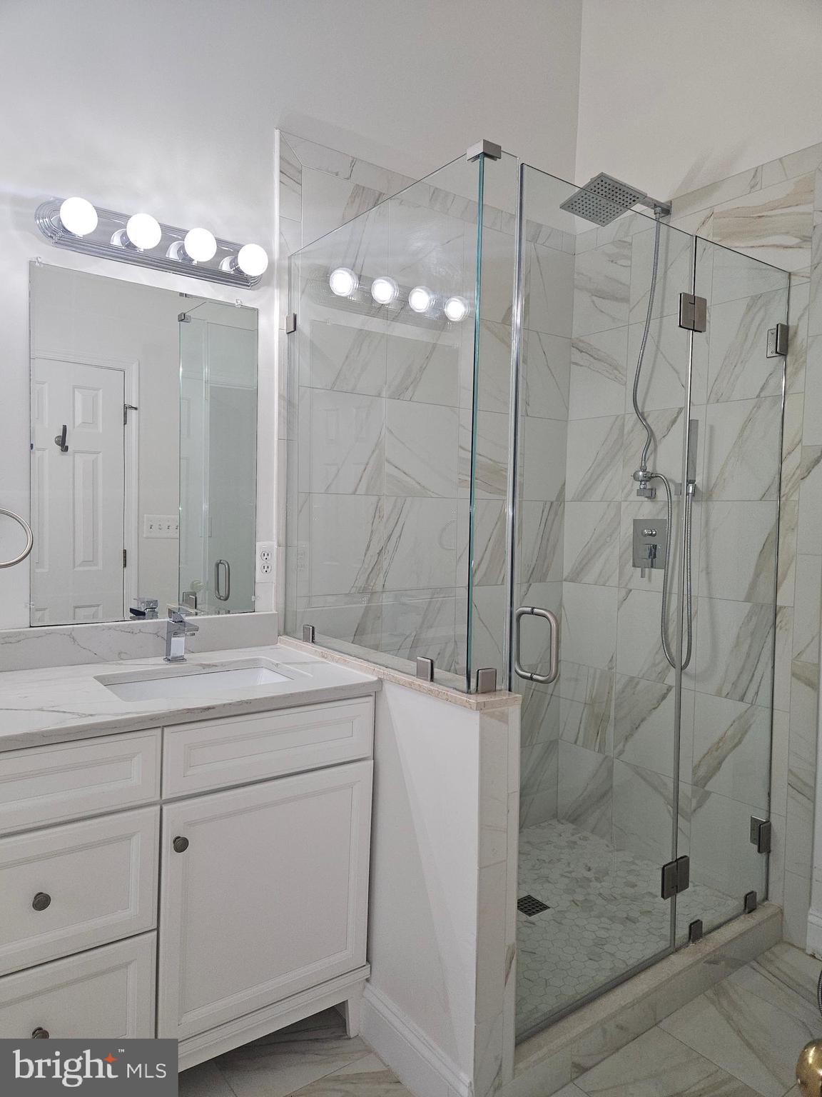 WASHINGTONIAN CENTER - Residential Lease